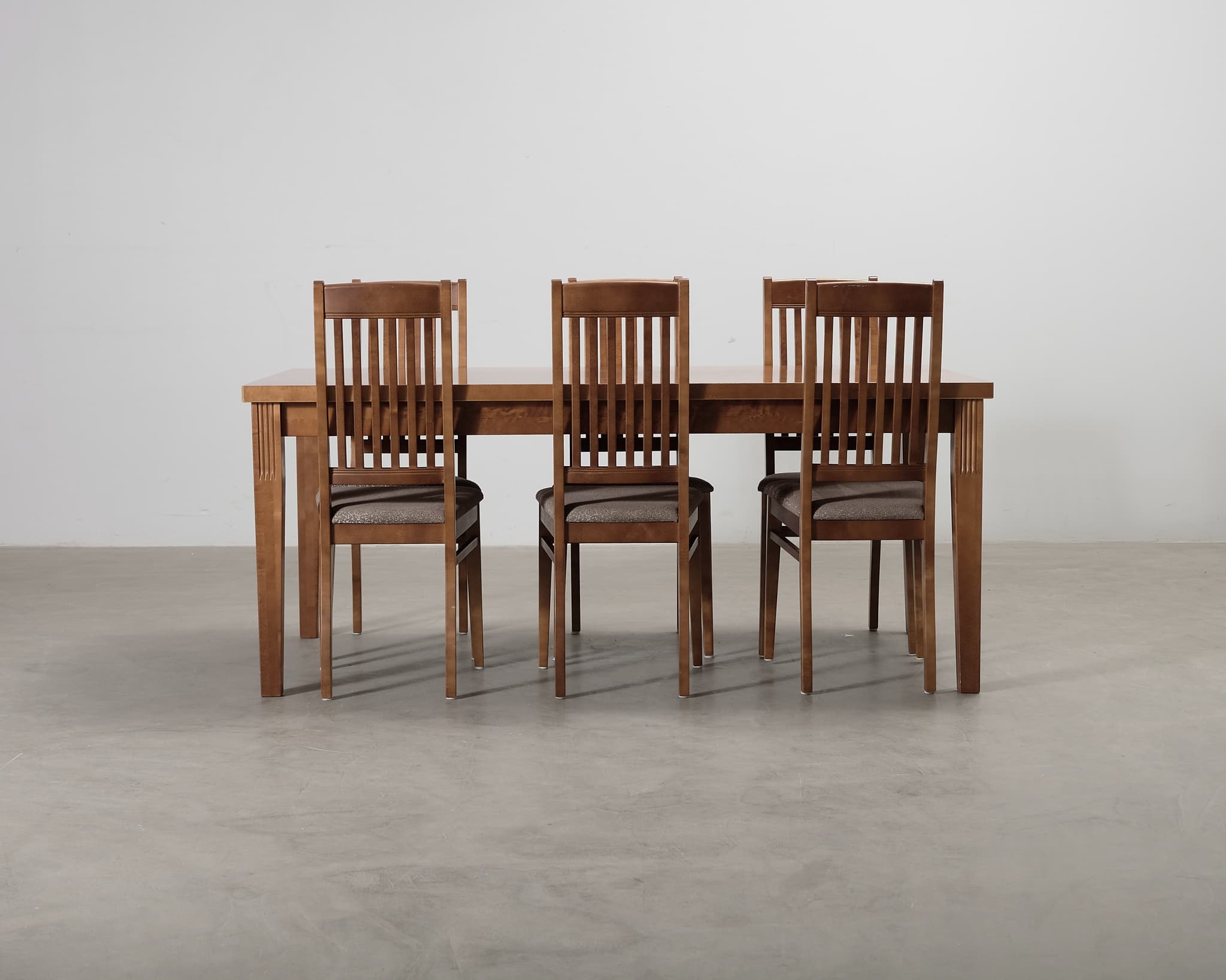 Ruokailuryhmä sis. pöytä ja 6 tuolia – Unknown