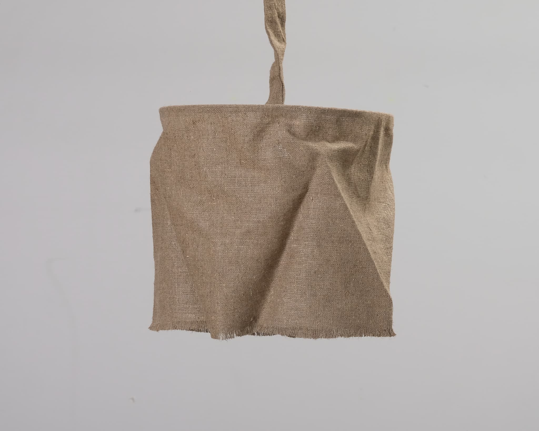 Riippuvalaisin ruskea