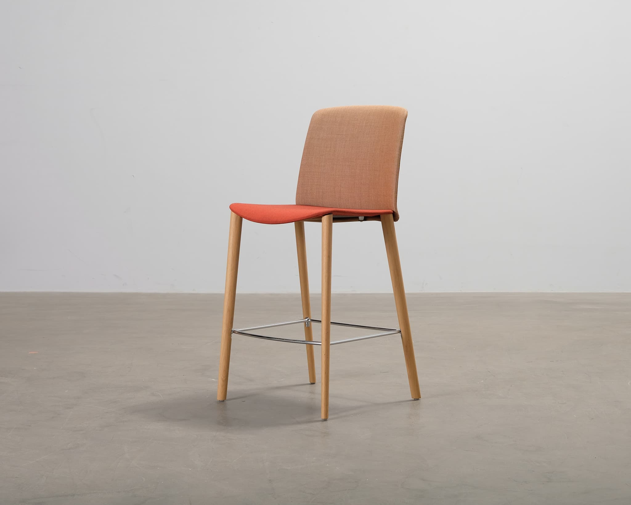 Arper Mixu baarituoli punainen / ruskea – Arper