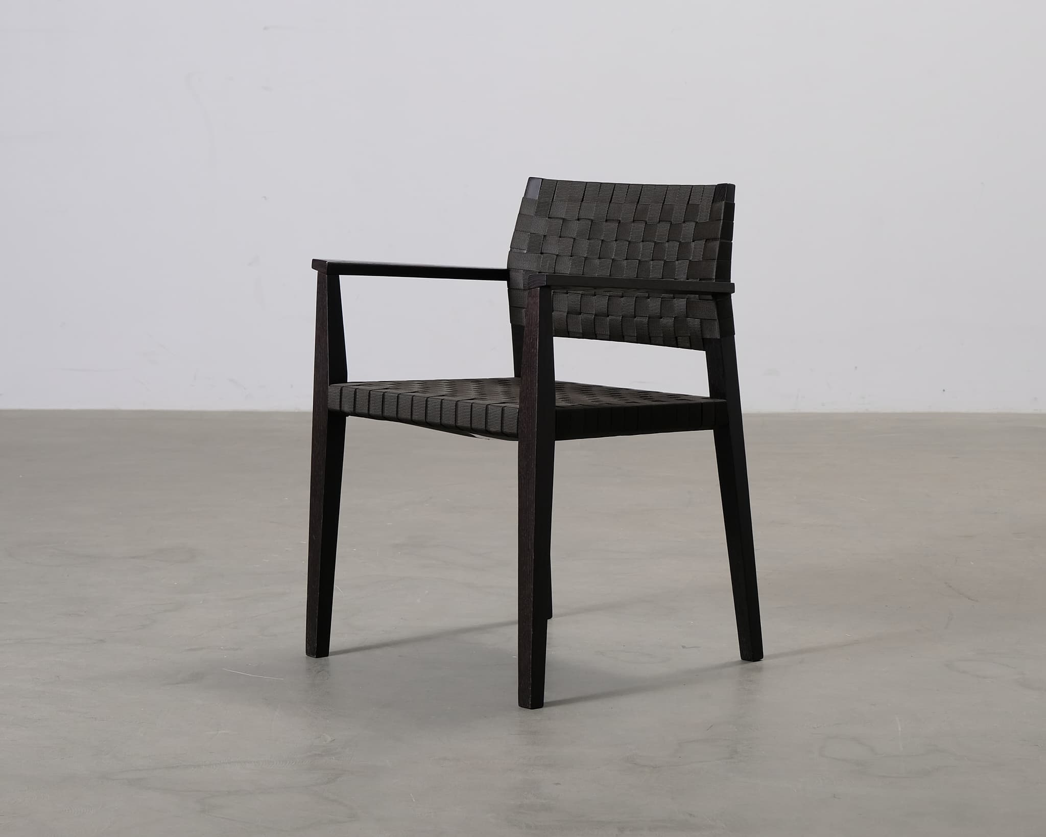 Andreu World Valeria tuoli musta