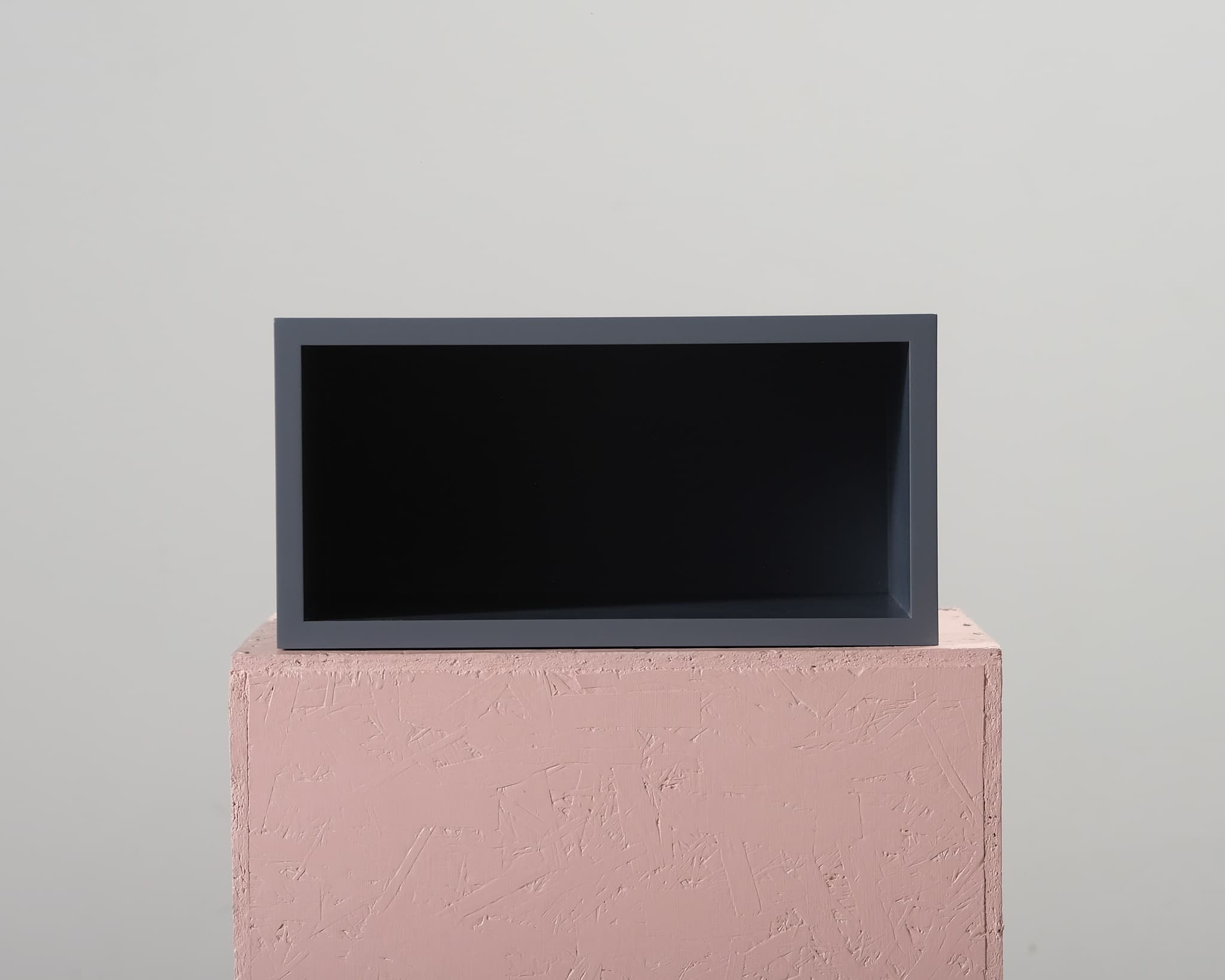 Puinen seinähylly tummanharmaa