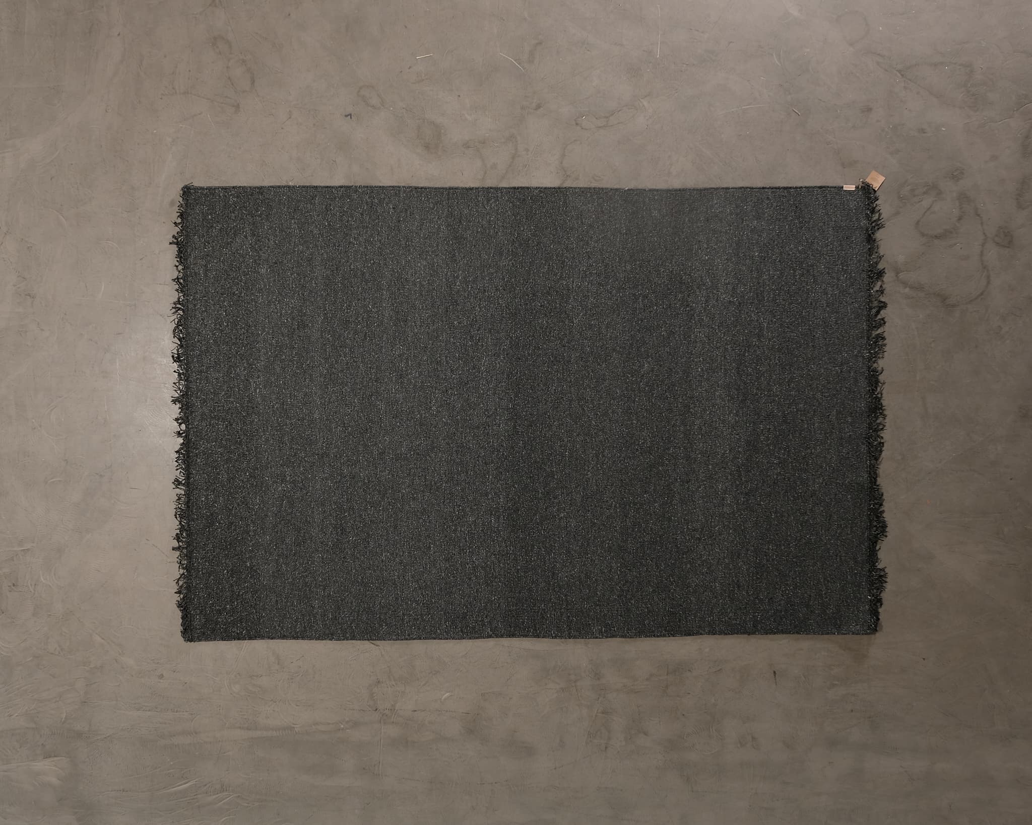 Roots Living Fringe Bamboo matto 170 x 240 cm harmaa – Roots Living