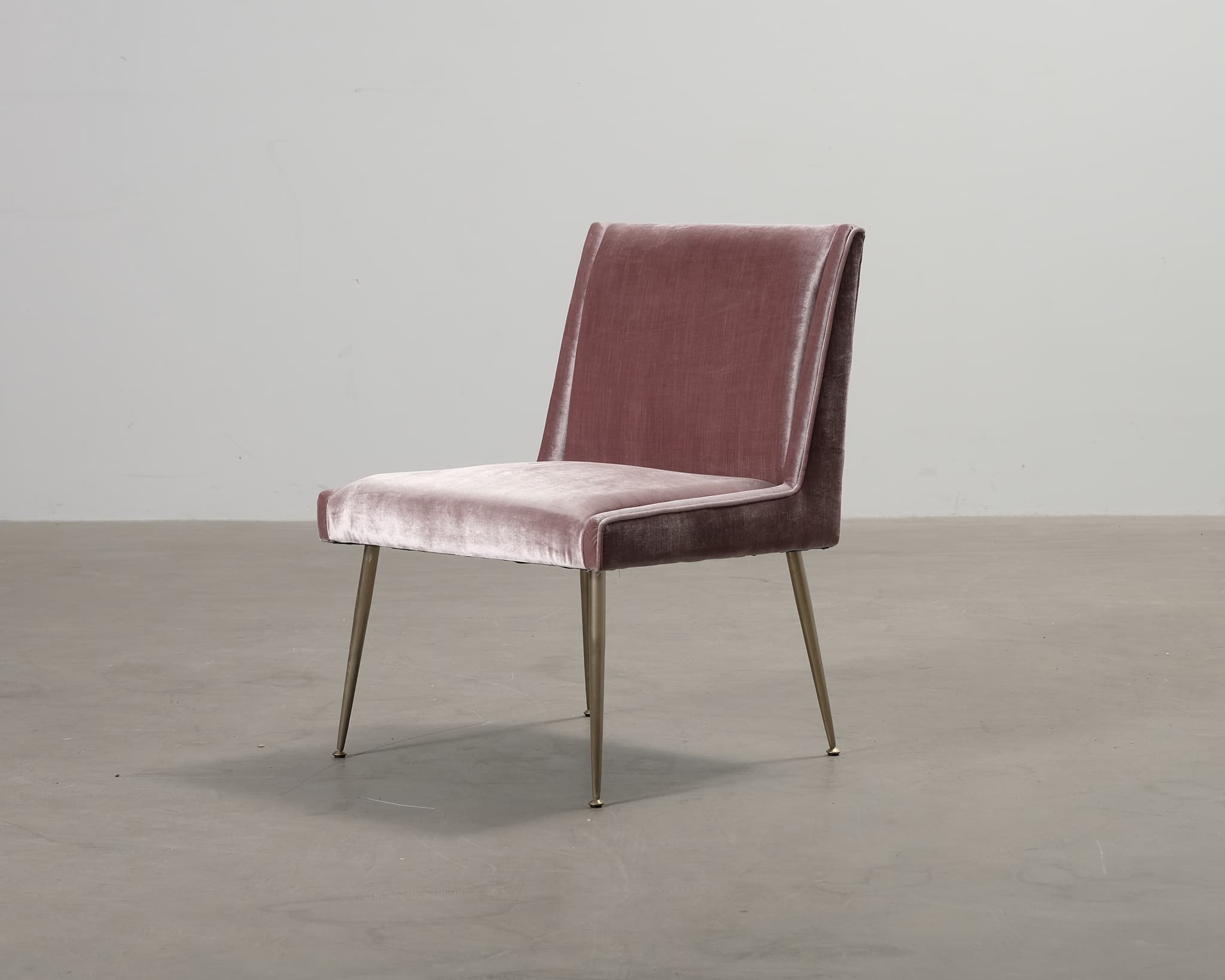 Ruth & Joanna Art Lounge nojatuoli vaaleanpunainen