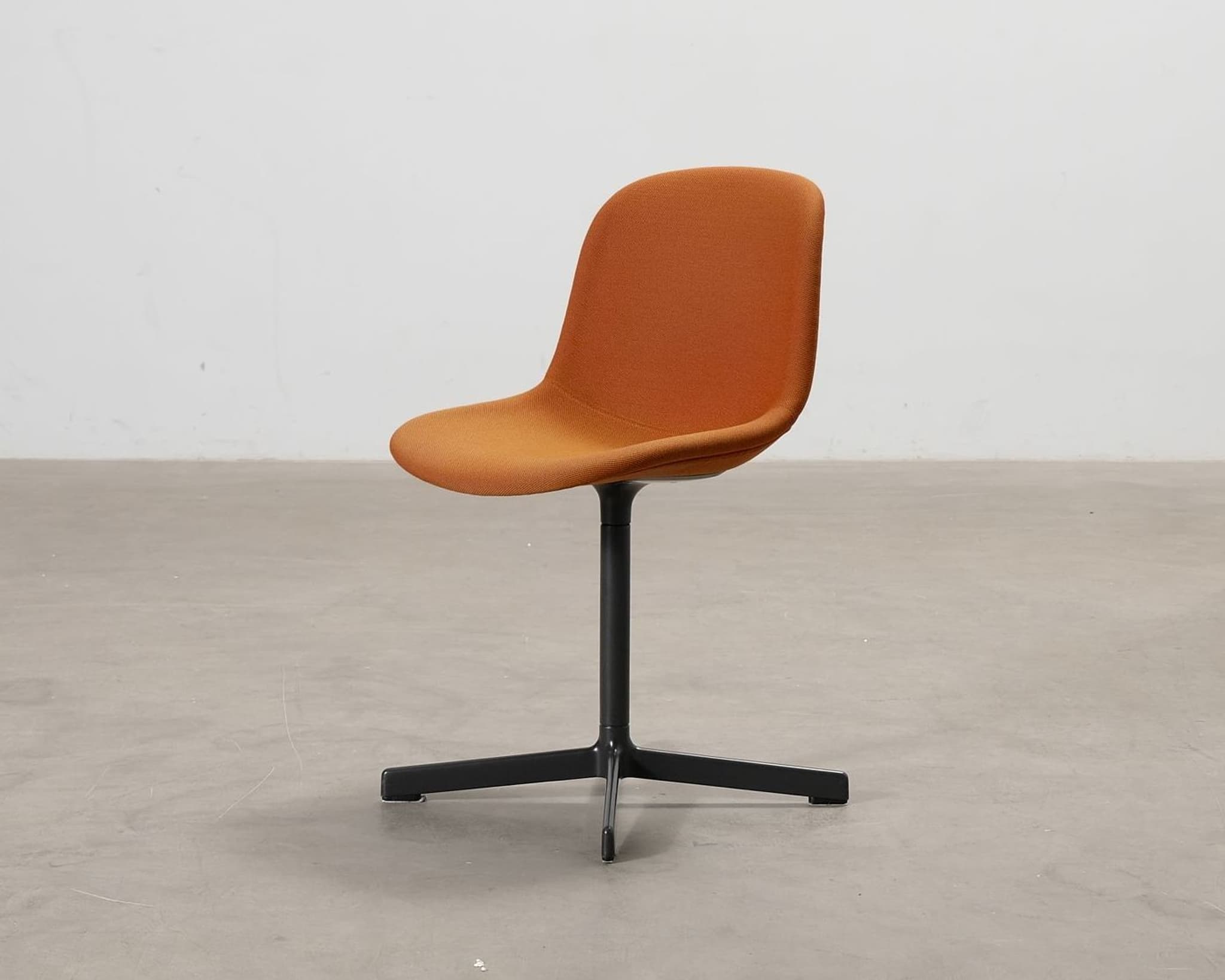 Hay Neu 10 tuoli oranssi