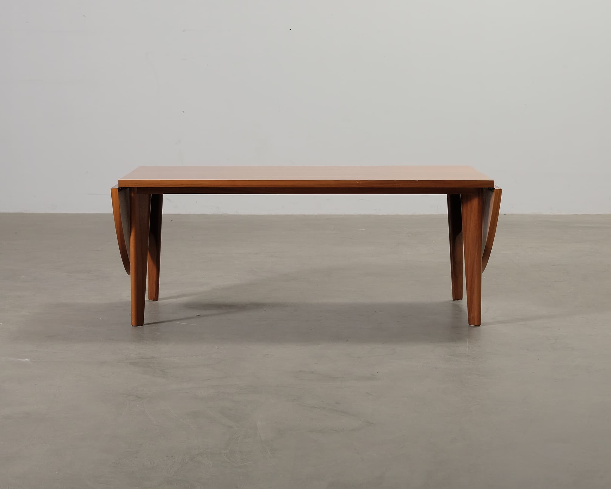 Jatkettava sohvapöytä tummanruskea