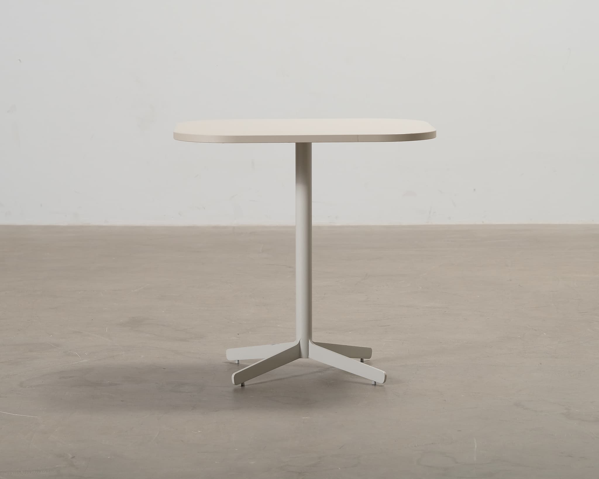 Edsbyn Feather pöytä greige – Edsbyn