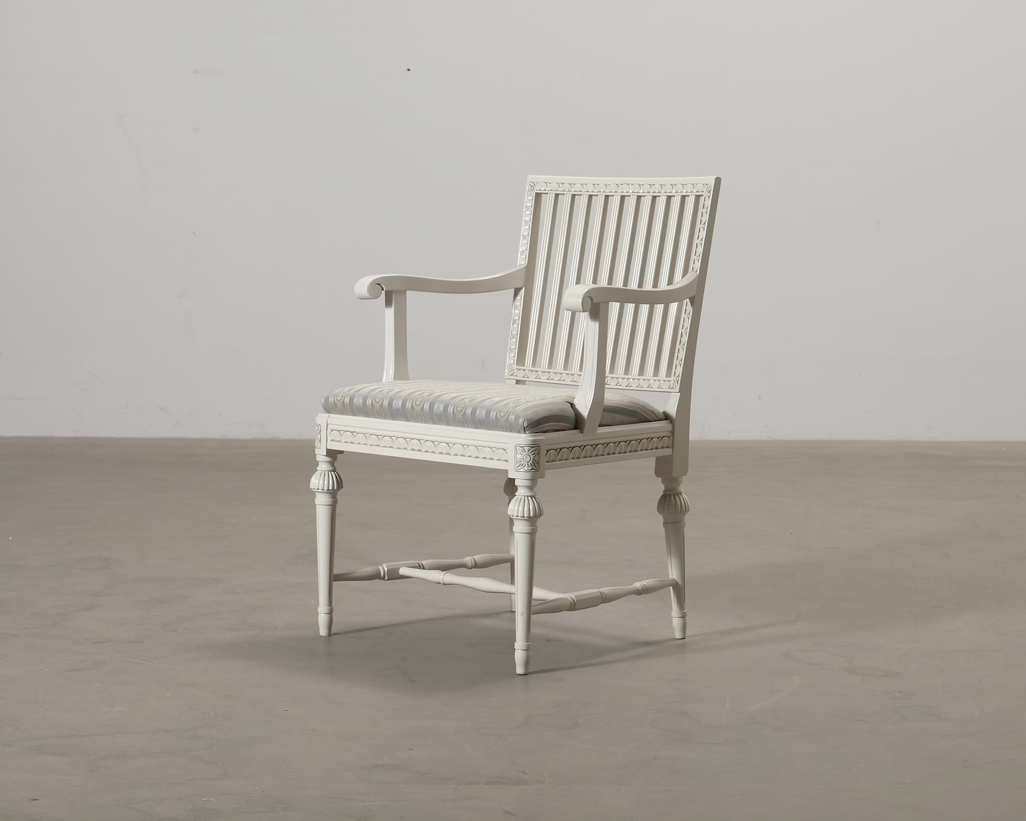 Laitala kustavilainen nojatuoli – Laitala