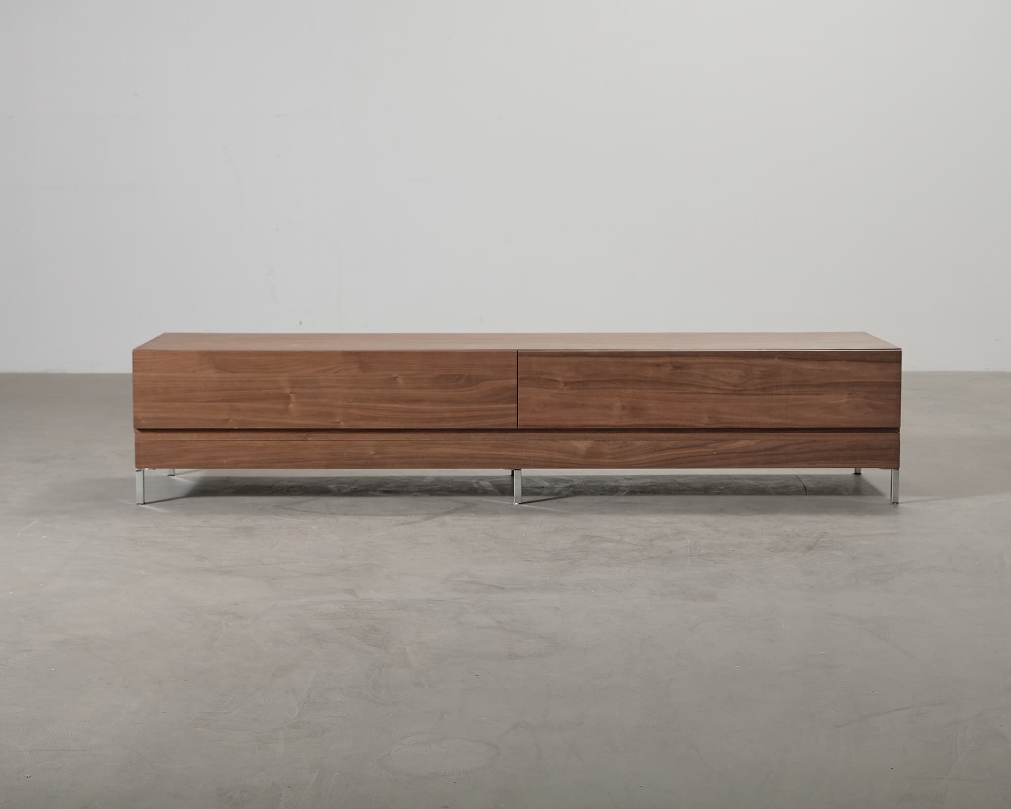 TV-taso 205 cm pähkinä