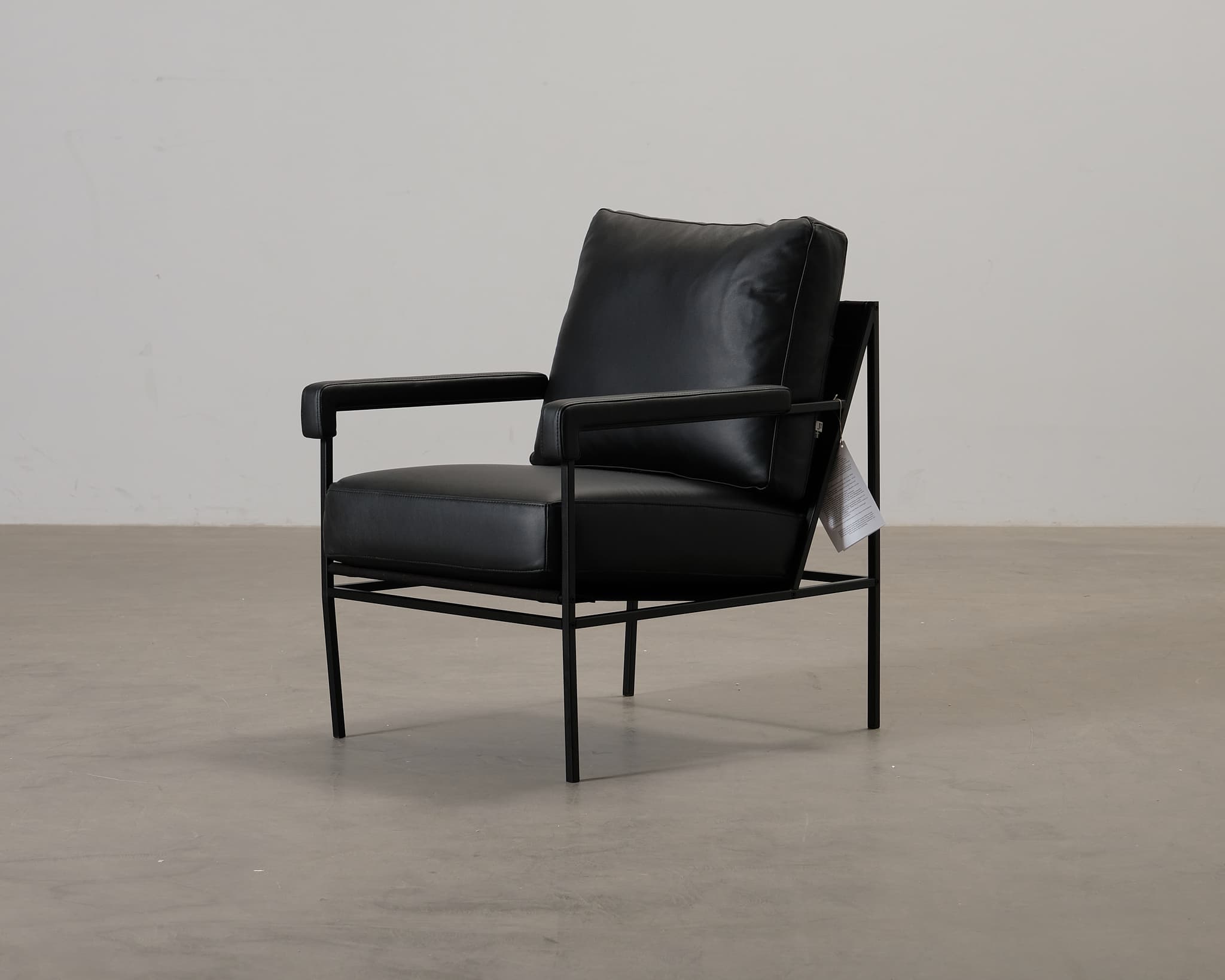 Jonas Ihreborn Seventy Five nojatuoli musta