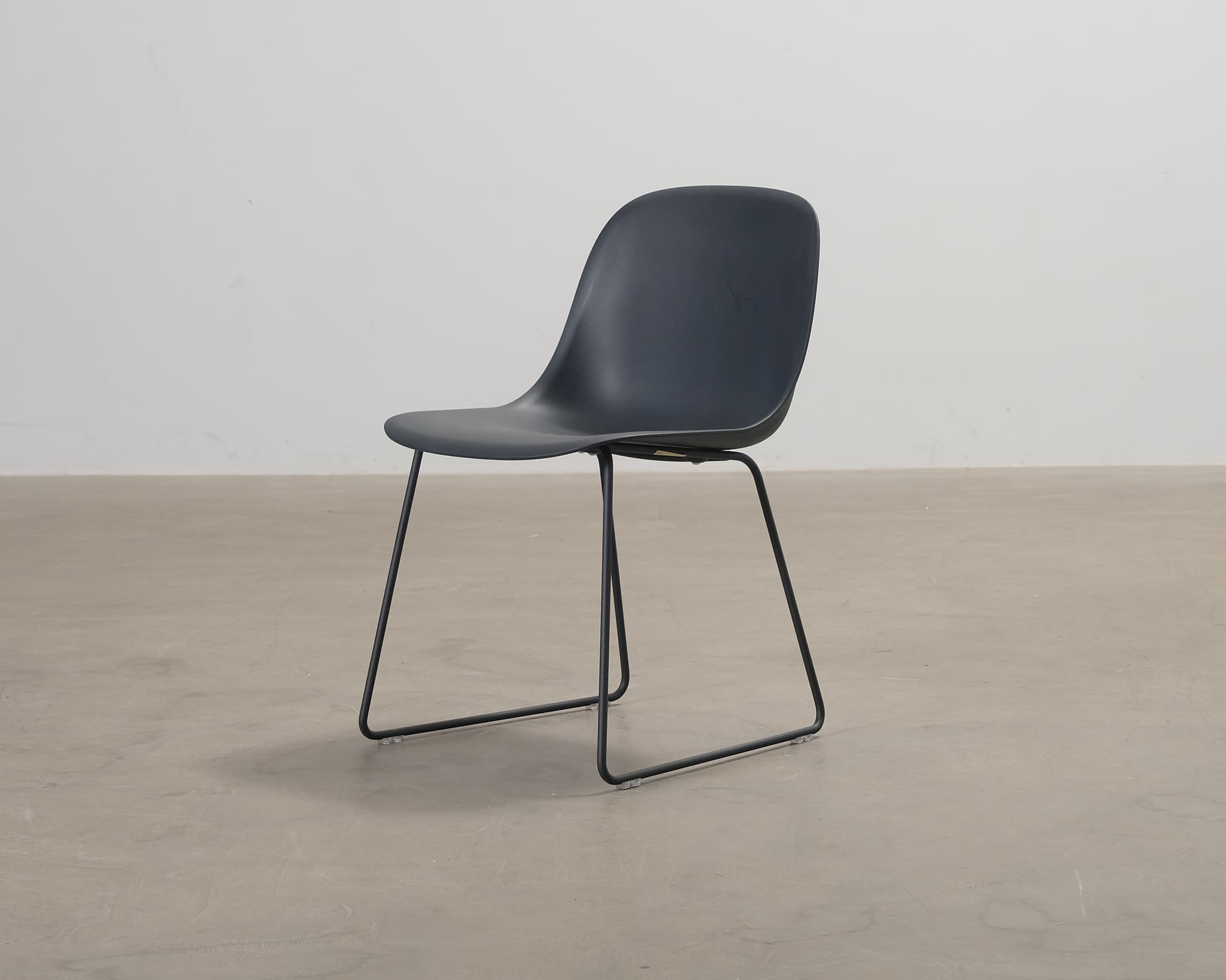 Magis Troy tuoli musta – Magis