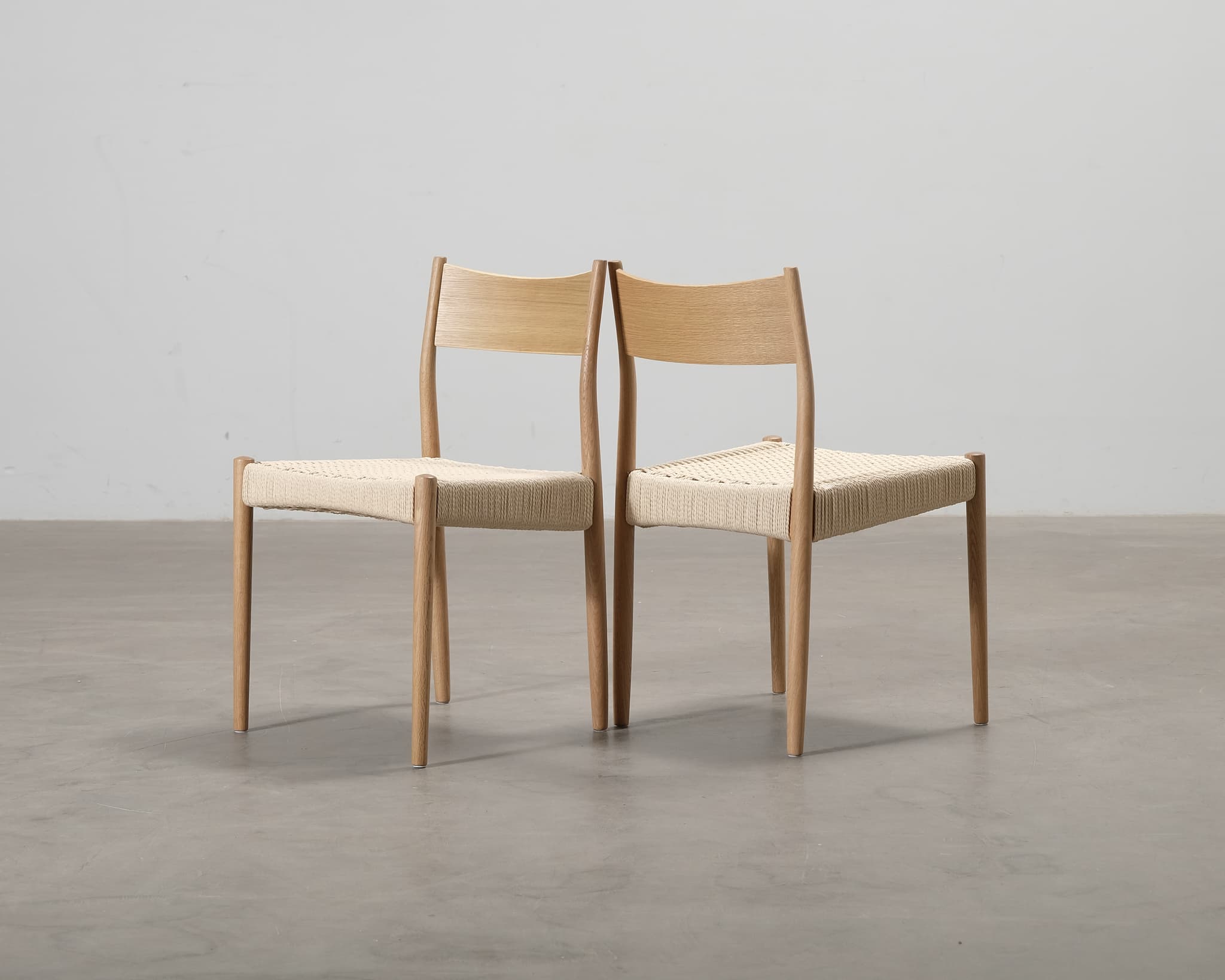 Decotique Bond tuoli tammi, 2 kpl setti – Decotique