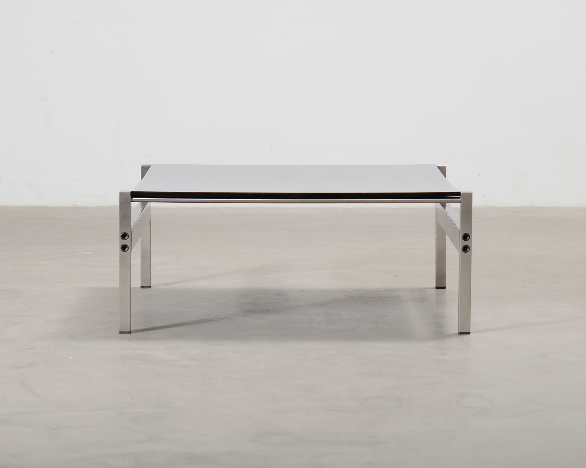 Diesel with Moroso Iron Maiden sohvapöytä 90 x 90 cm – Moroso