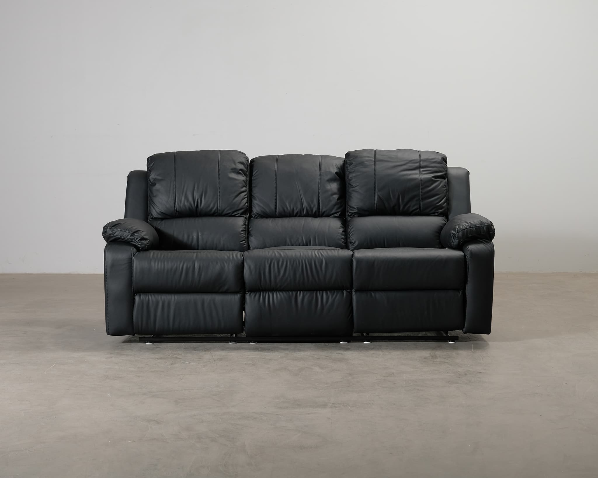 Norbo 3-istuttava mekanismisohva musta – Comfort Living