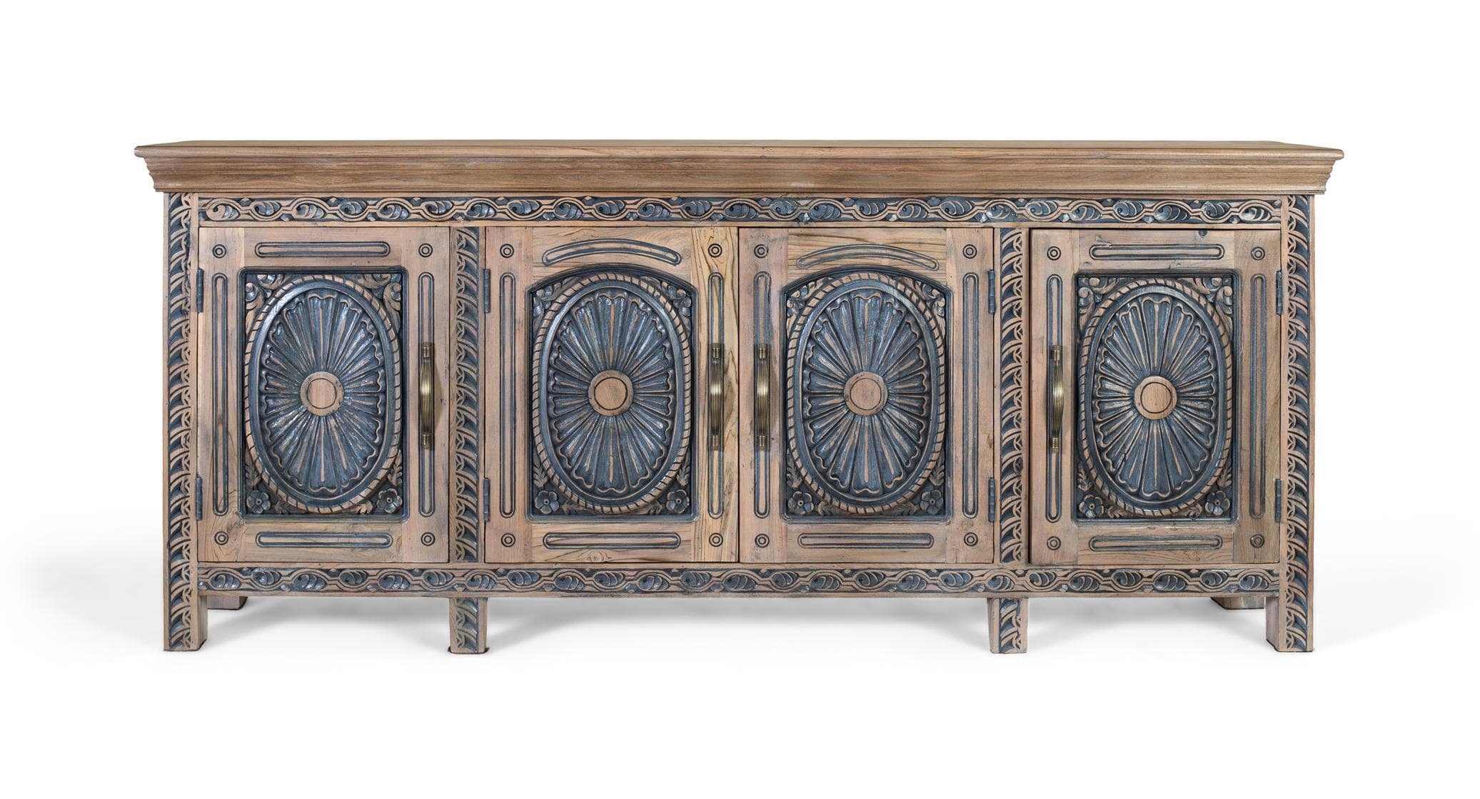 Kaksivärinen veistetty tiikkinen senkki luonnonvärisenä ja vintage-sinisenä – Giner y Colomer