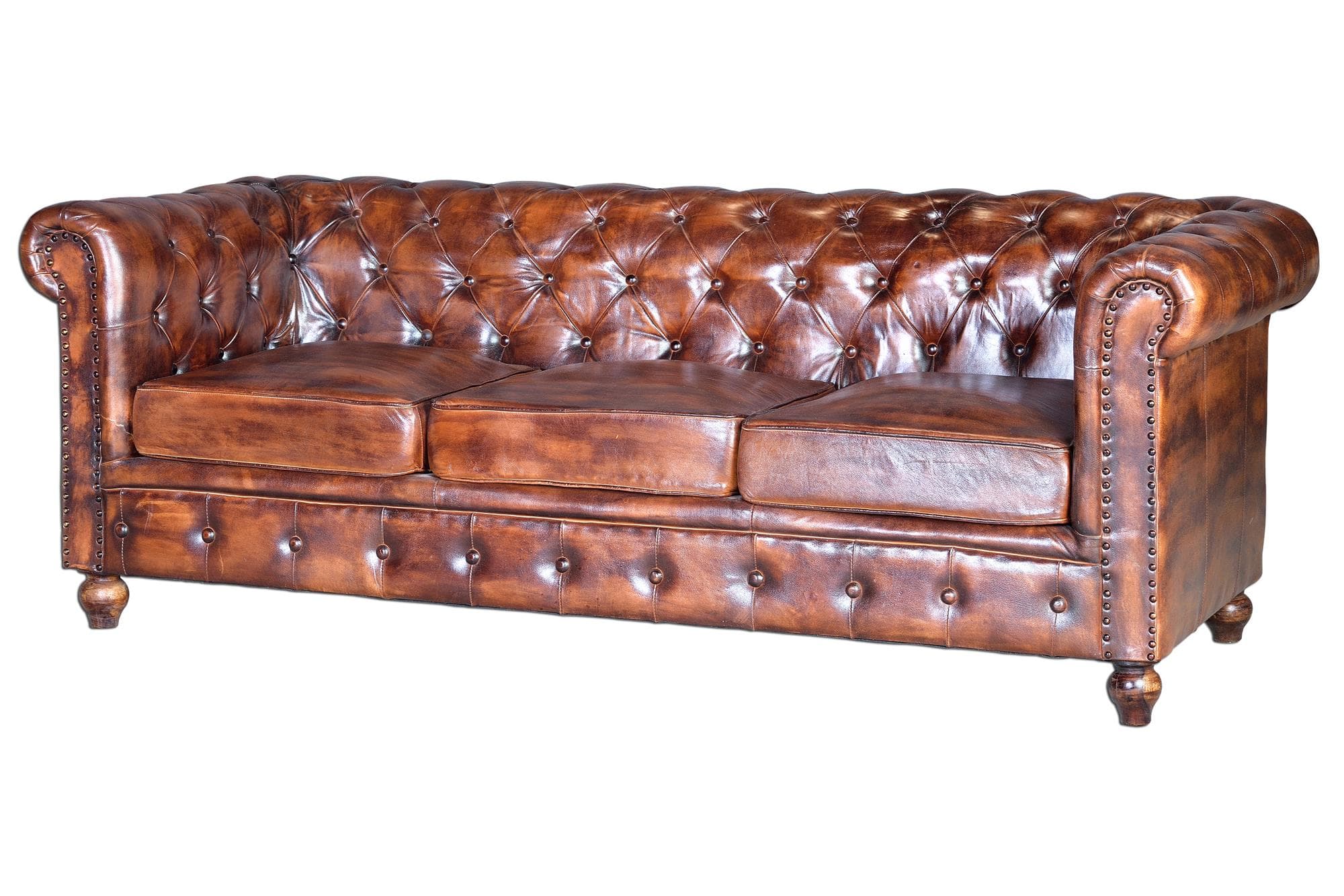 Chesterfield-sohva nahkaverhoilulla – Giner y Colomer