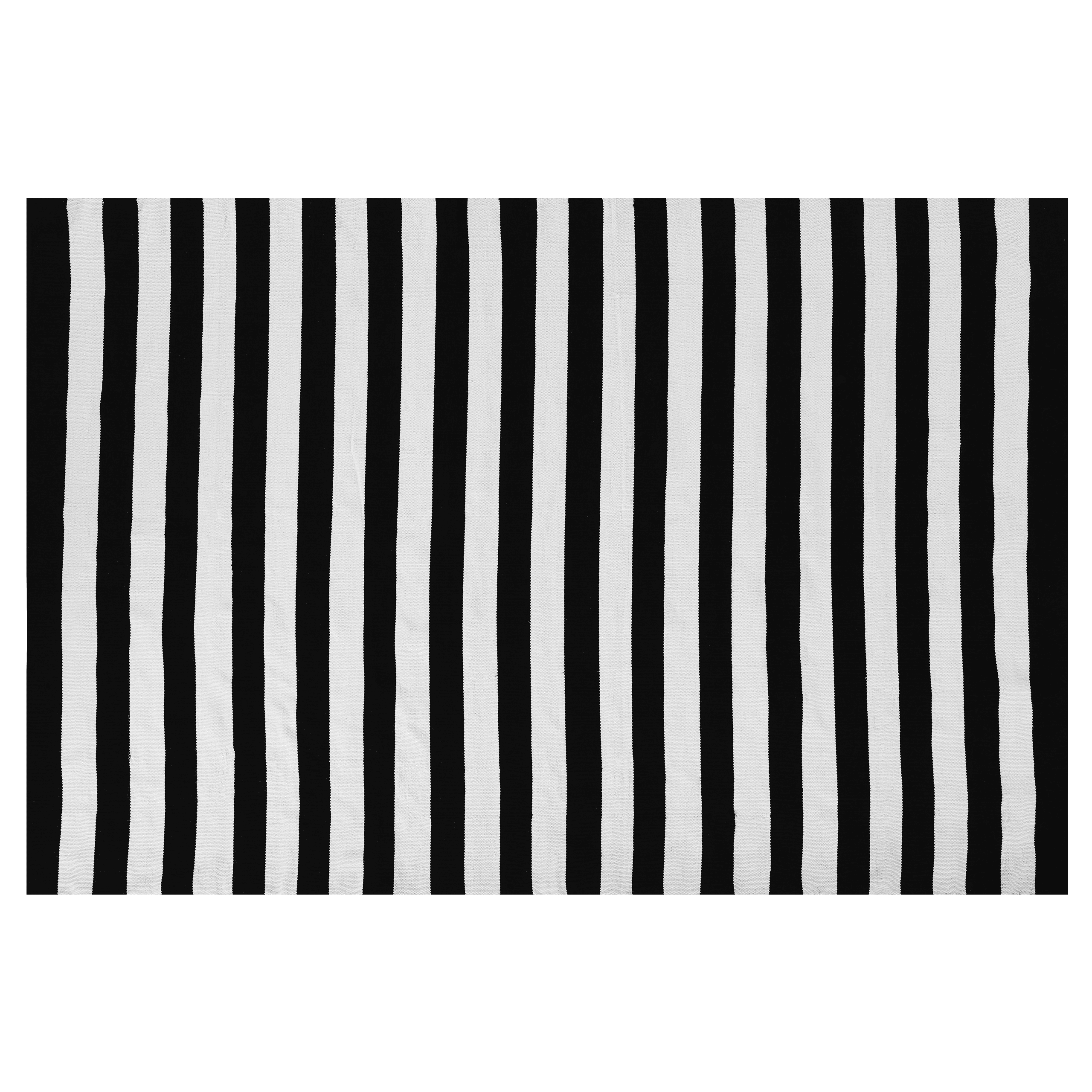 Ulkomatto TAVAS Musta/valkoinen 140 x 200 cm – Beliani