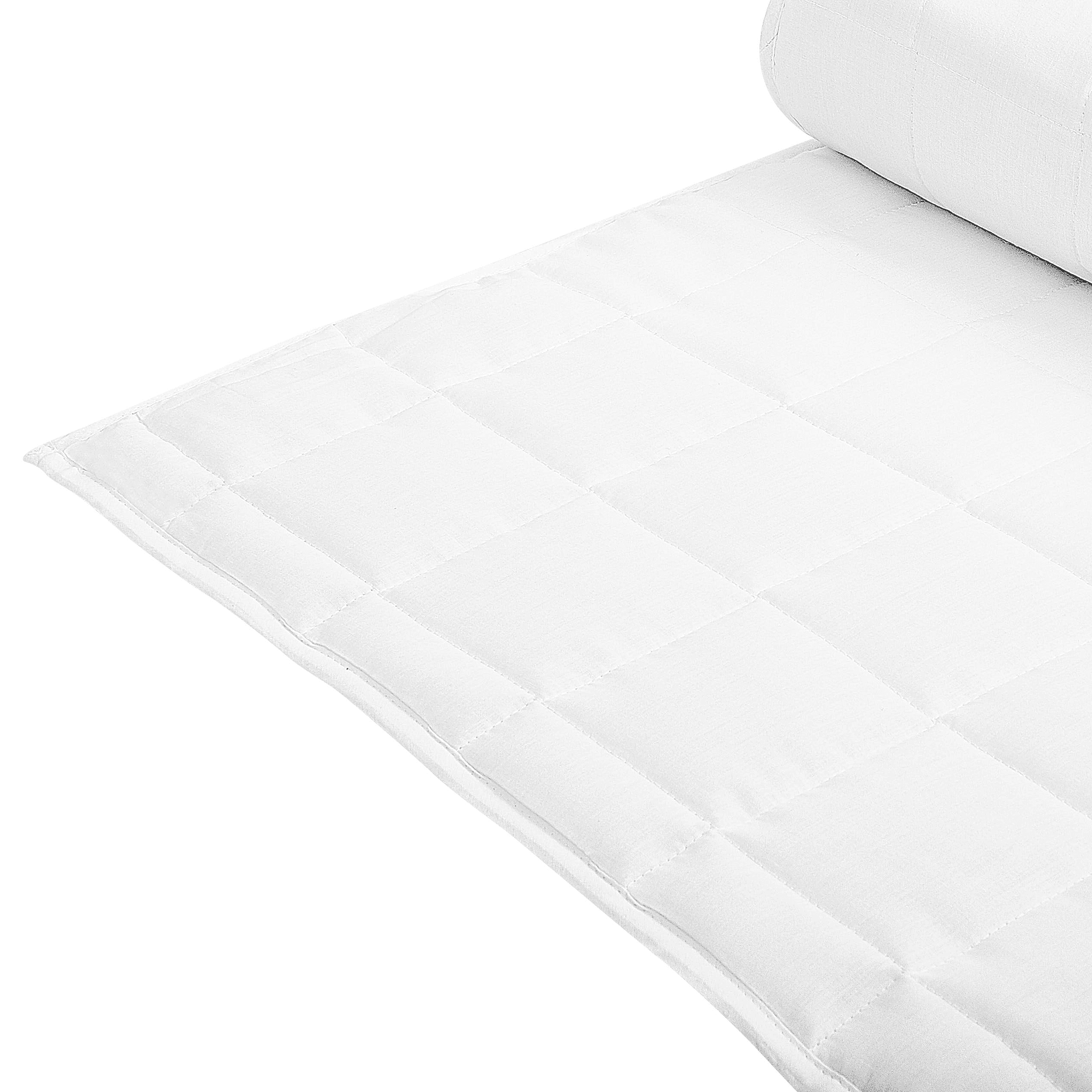 Peitto kevyt lämmin ANNAPURNA polyesteri 220 x 240 cm – Beliani