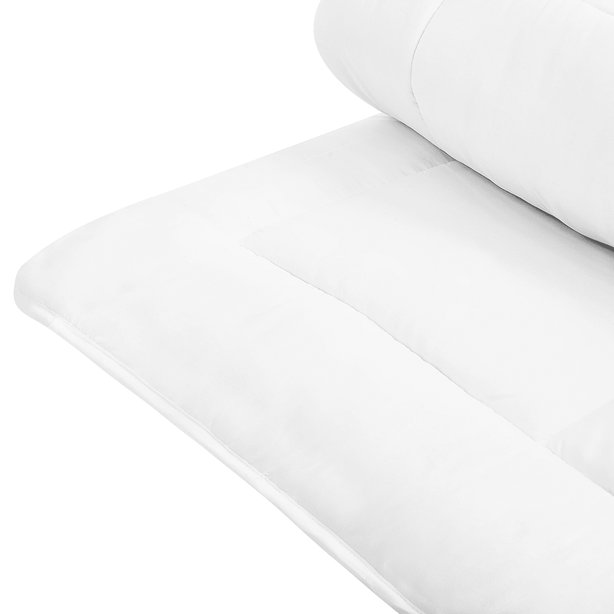 Peitto erittäin lämmin LEMBERG polyesteri 220 x 240 cm – Beliani