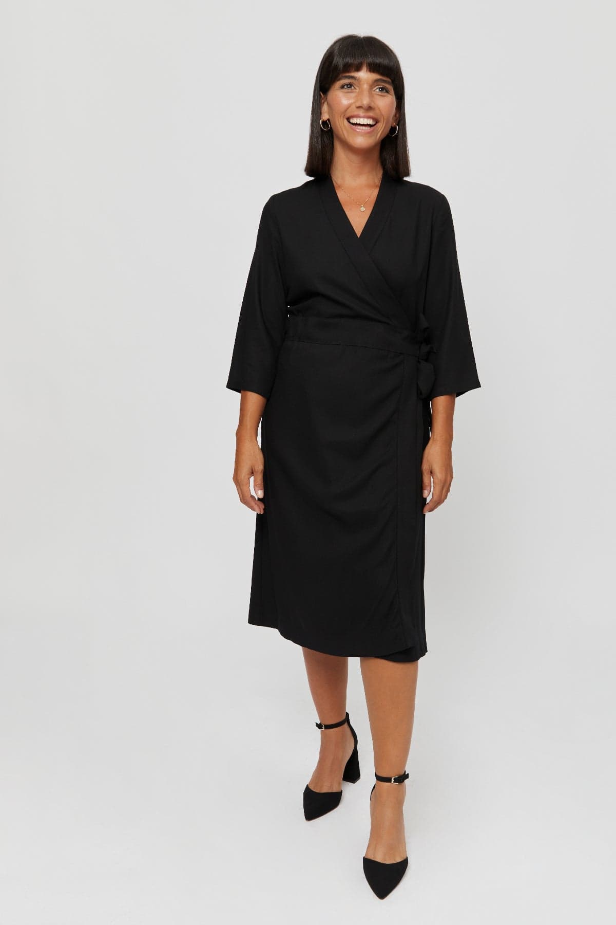 Sandra Mekko Musta – AYANI
