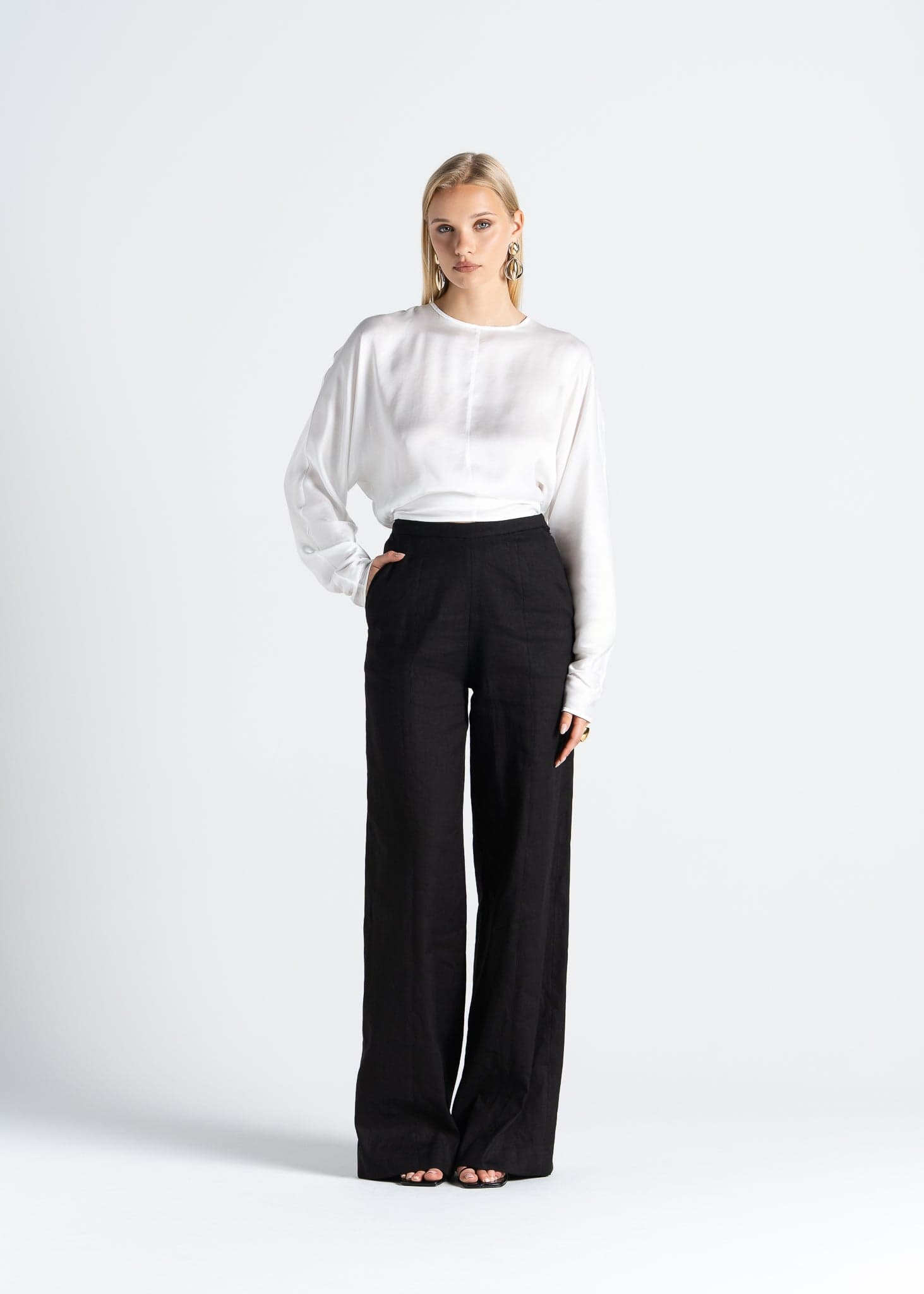 Elise Wide-Leg Pellavahousut Musta – GUAJA.