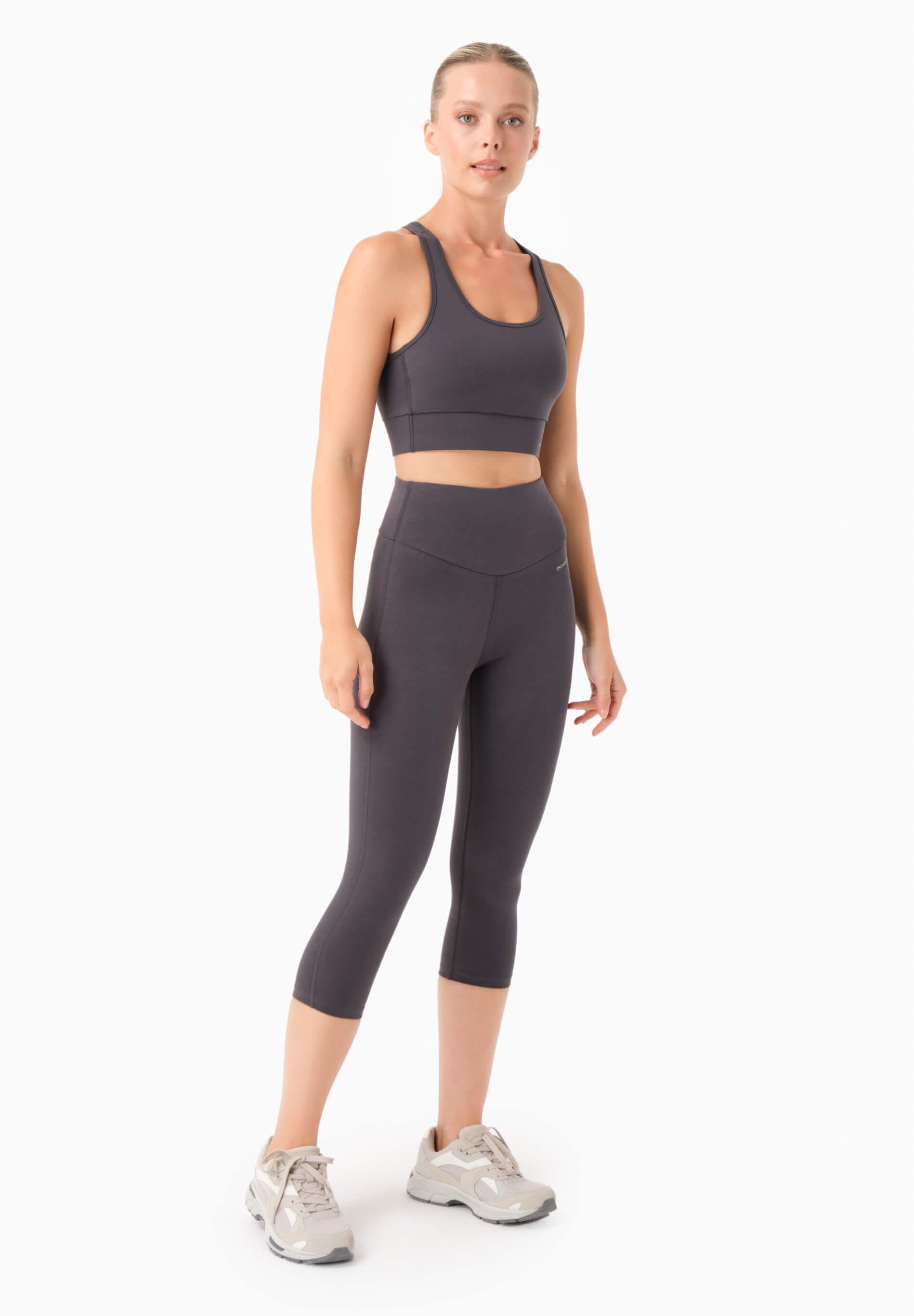 Lissa Capri Leggingsit Varjoharmaa – ORGANICATION