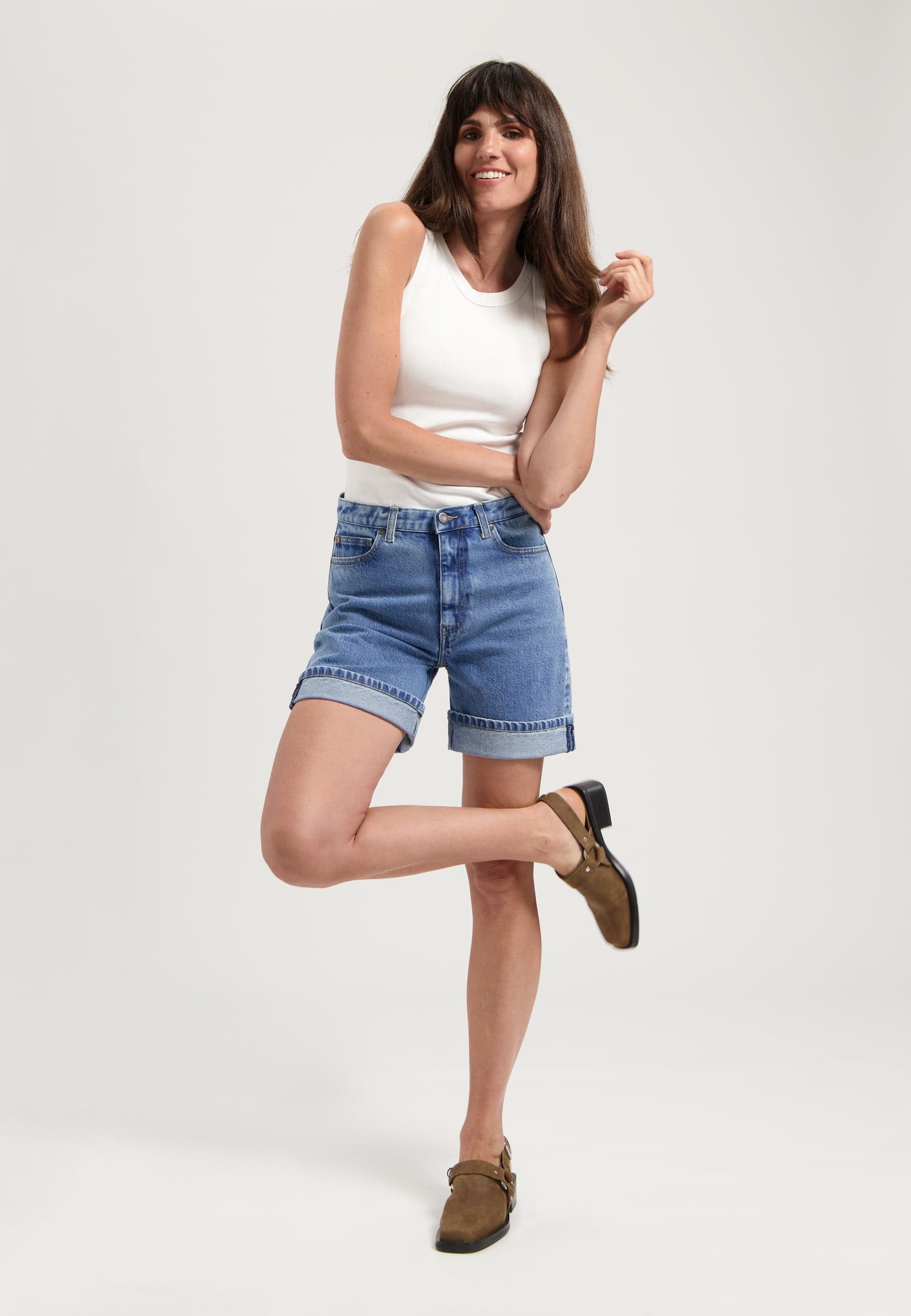 Luna Mid Farkkushortsit Stone Vintage – MUD Jeans