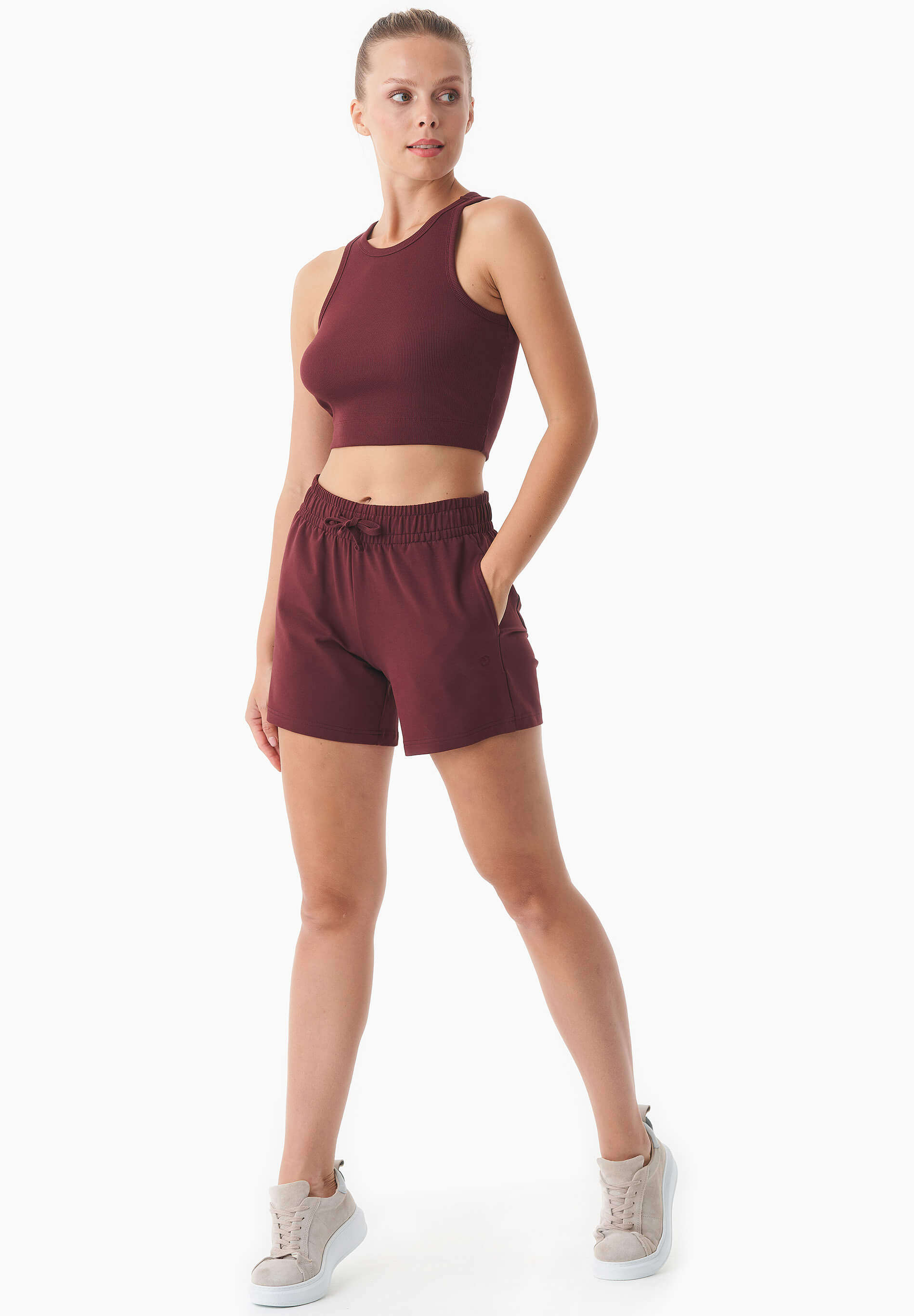 Sabbrina Collegeshortsit Bordeaux – ORGANICATION
