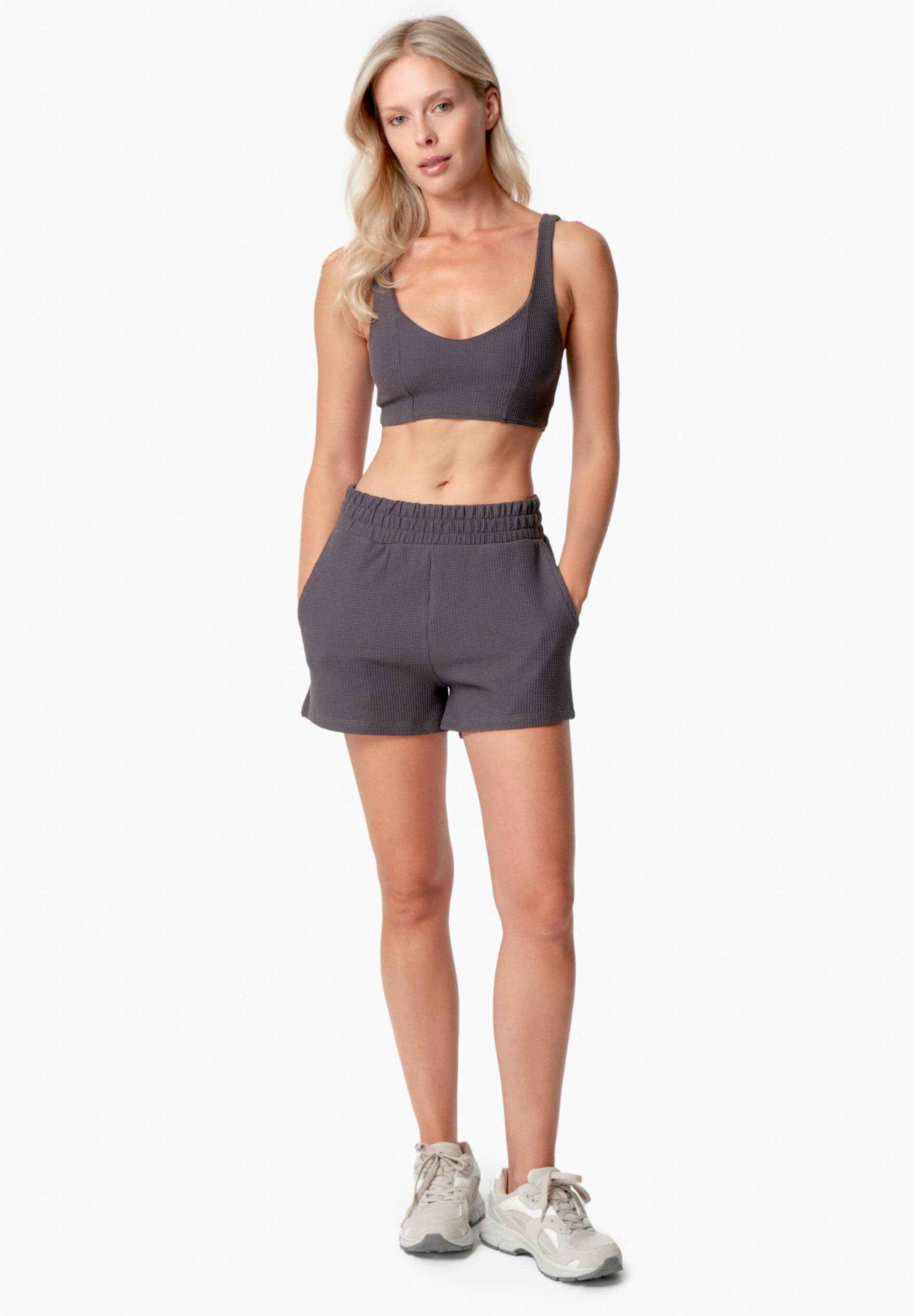 Savanna Vohvelishortsit Shadow – ORGANICATION