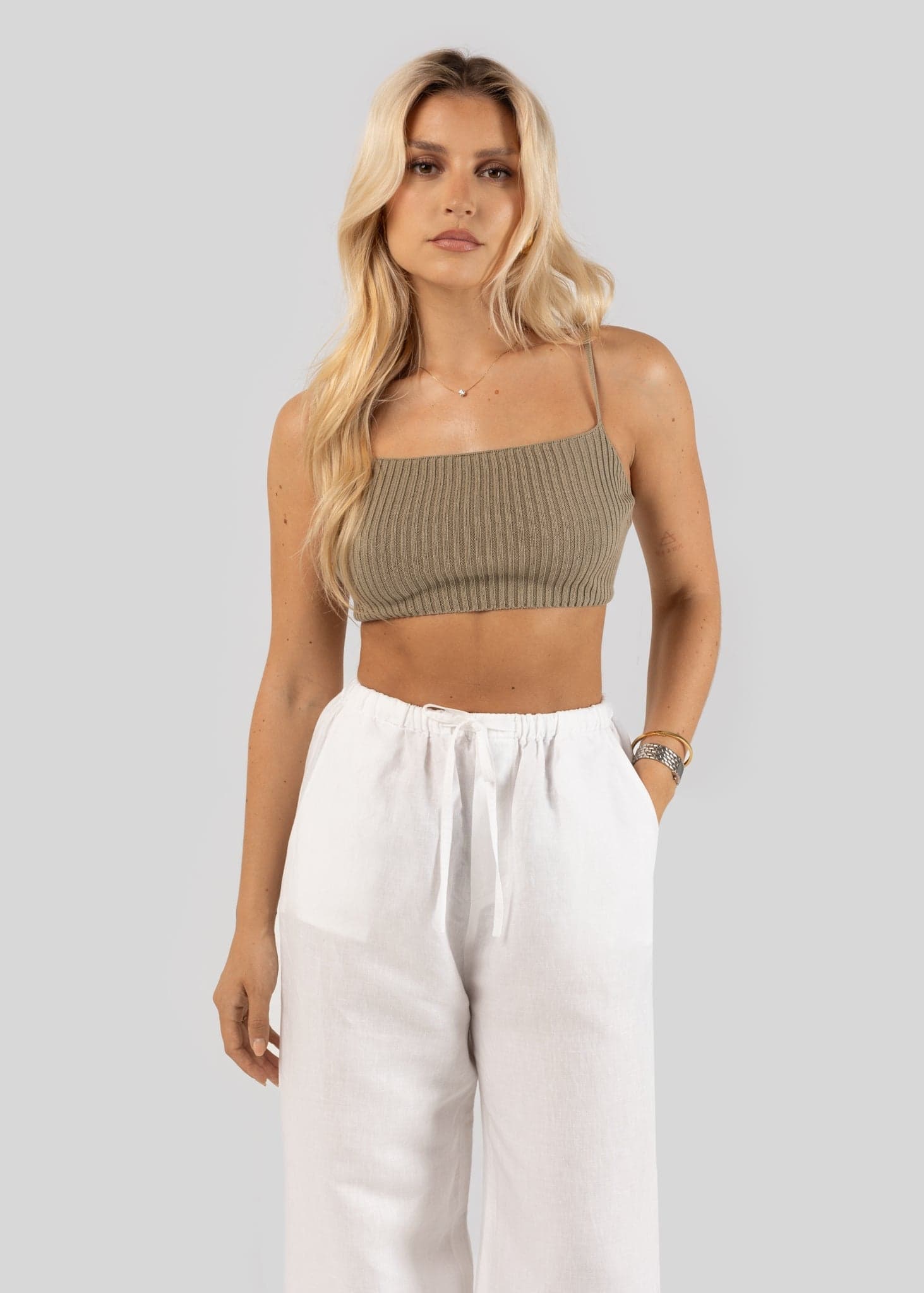 Aruba Backless Top Green – GUAJA.