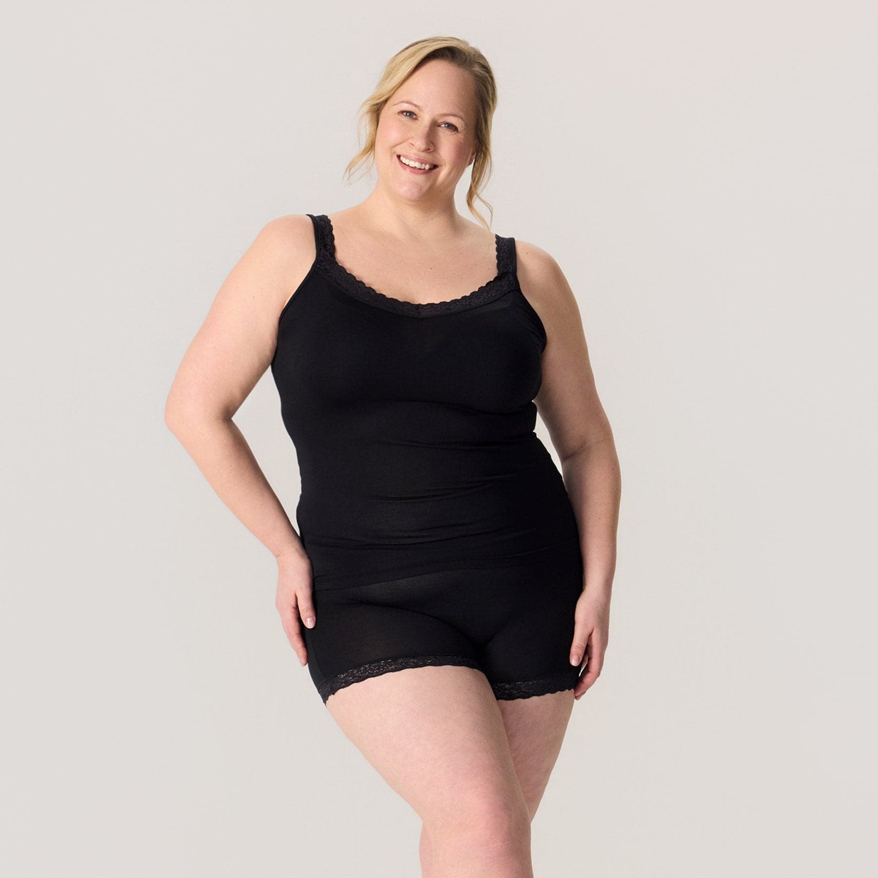 Hento Bamboo Tank Top Black – Tam Silk