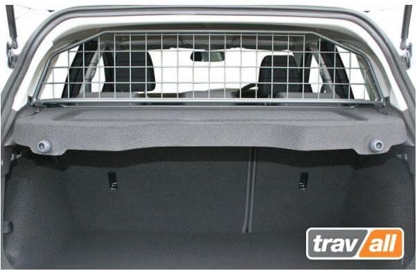 Koiraverkko autoon - Ford Focus hatchback 5-ov (2010-2018), Travall – Travall