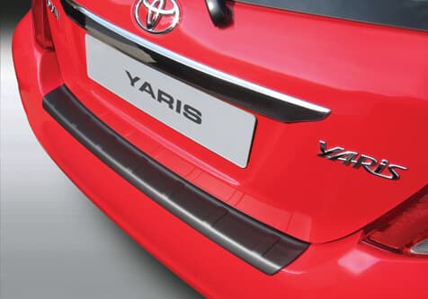 Takapuskurin suoja Toyota Yaris / Vitz (2011-2014) – RGM