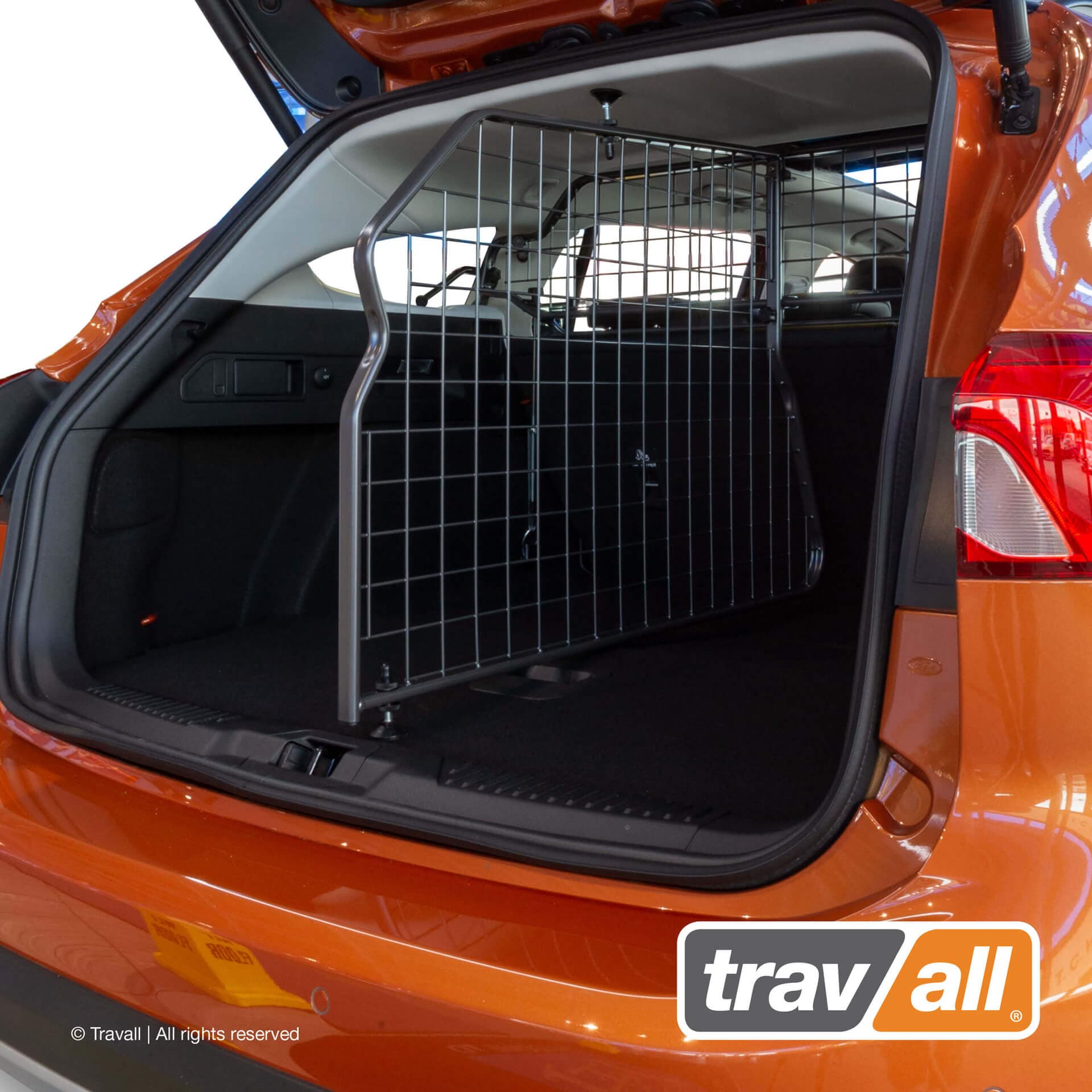 Tilanjakaja - Ford Focus Estate (2018➟), Travall – Travall