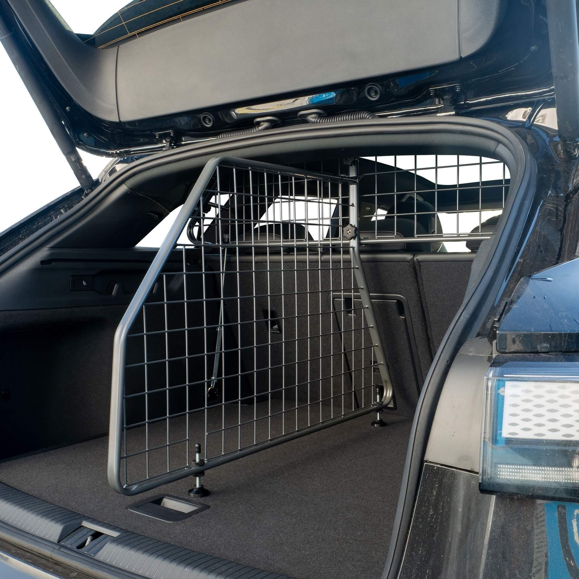 Tilanjakaja autoon - Volkswagen ID.7 tourer (2024➟), Travall – Travall