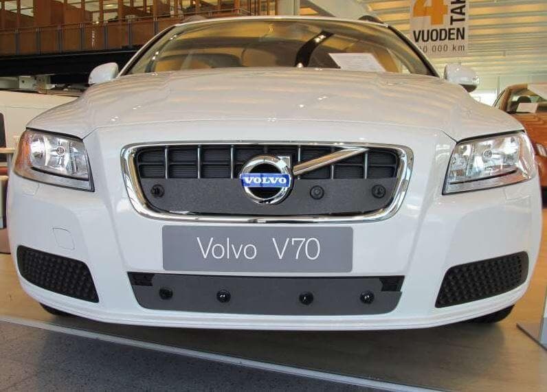 Maskisuoja Volvo V70/S80, osittain umpinainen (2010-2013), Tammer-Suoja – Tammers