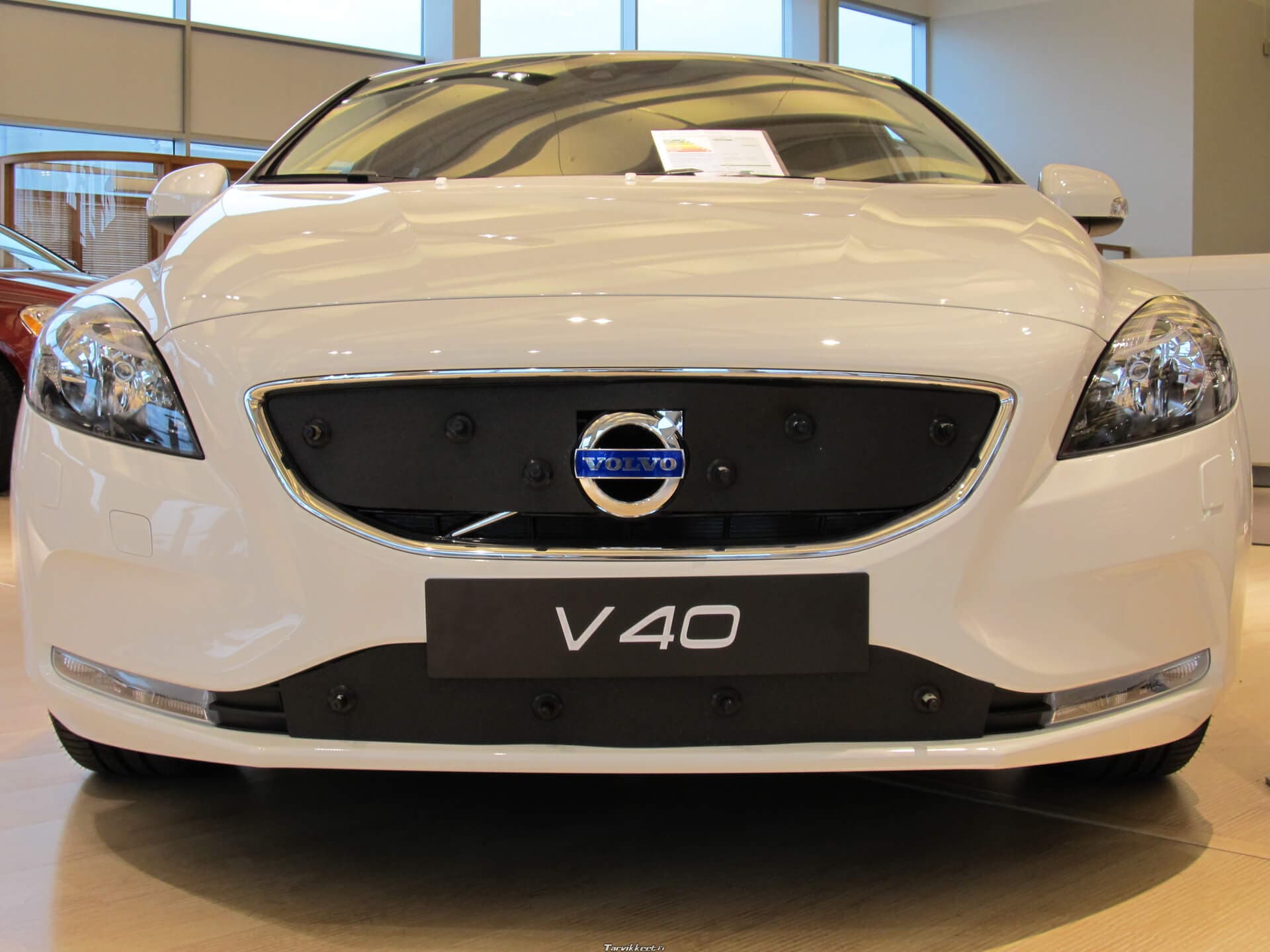 Maskisuoja Volvo V40, täysin avoin jäähdyttimen säleikkö (2013-2016), Tammer-Suoja – Tammers