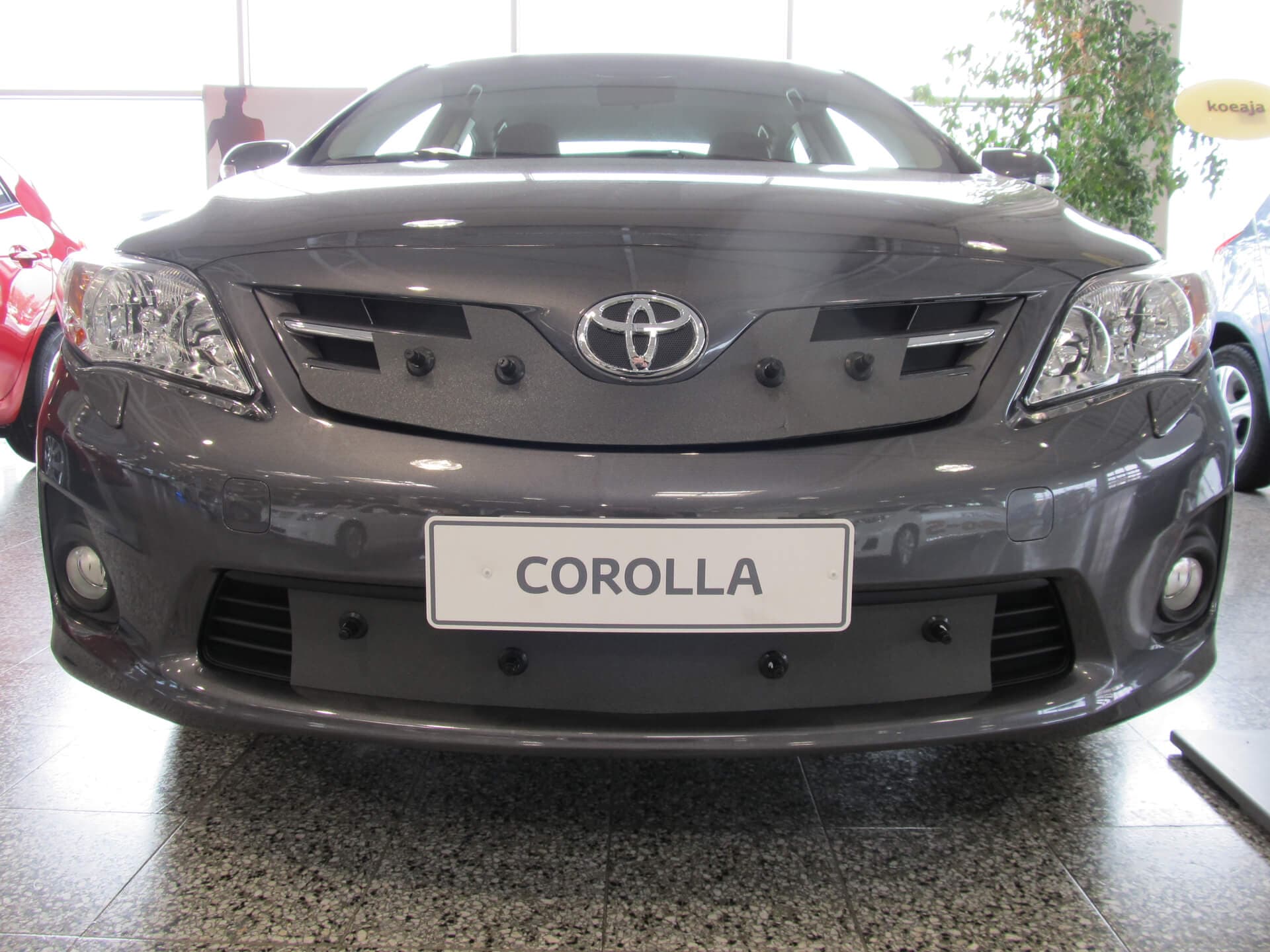 Maskisuoja Toyota Corolla (2011-2013), Tammer-Suoja – Tammers
