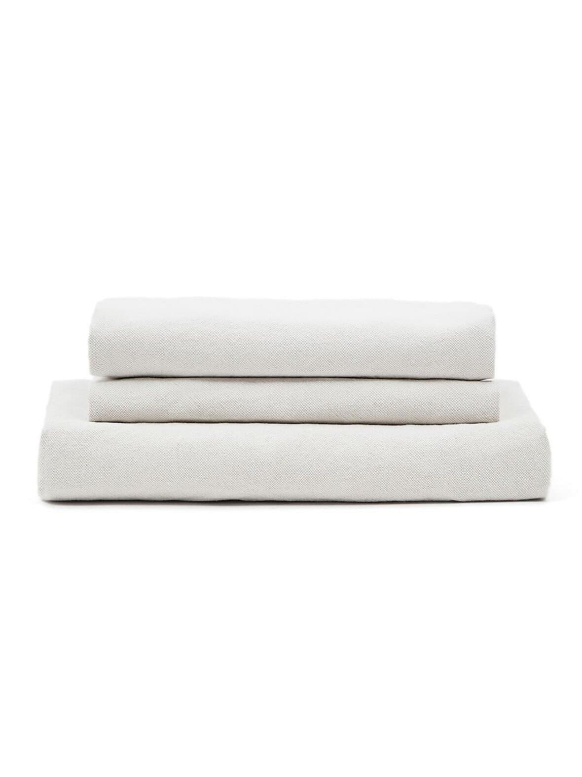 Nora-sohvan päällinen valkoinen l 240 cm – Kave Home