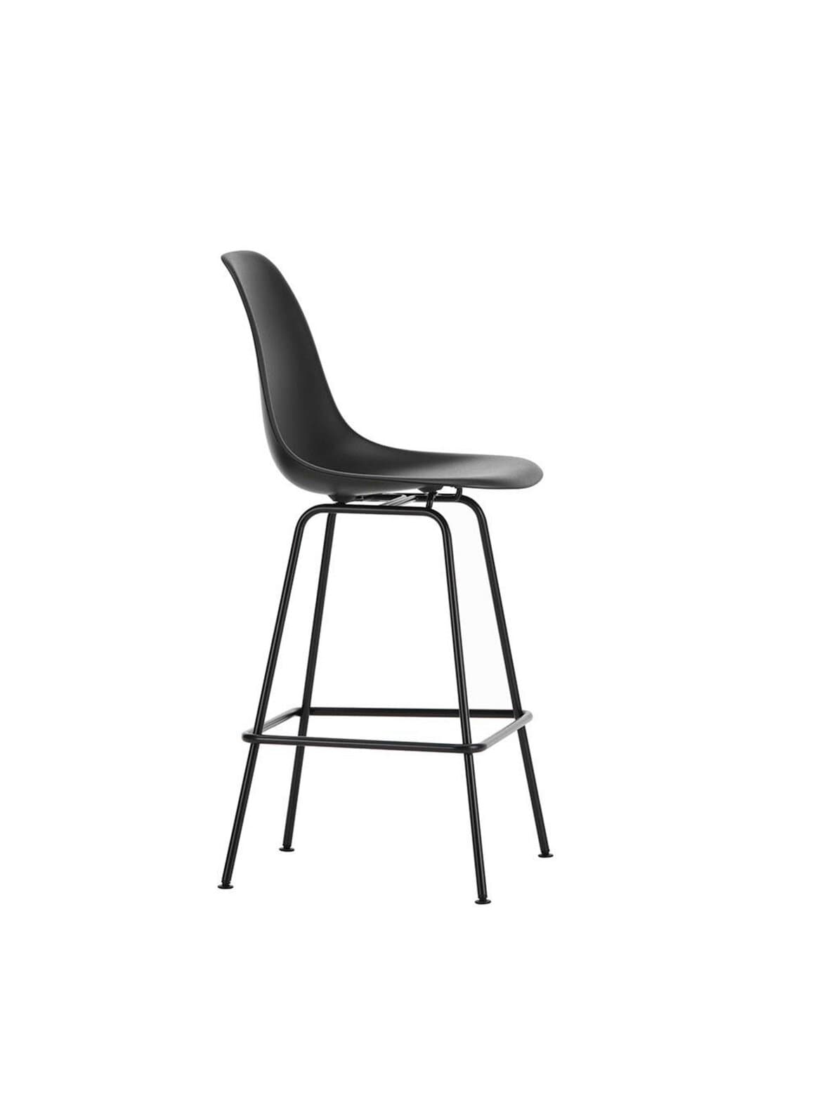 Eames re -baarituoli deep black/musta medium – Vitra