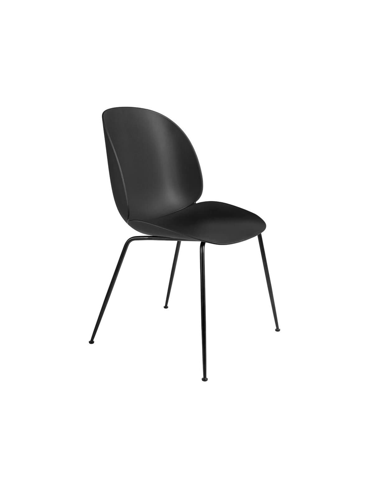 Beetle-tuoli black/mattamusta – GUBI
