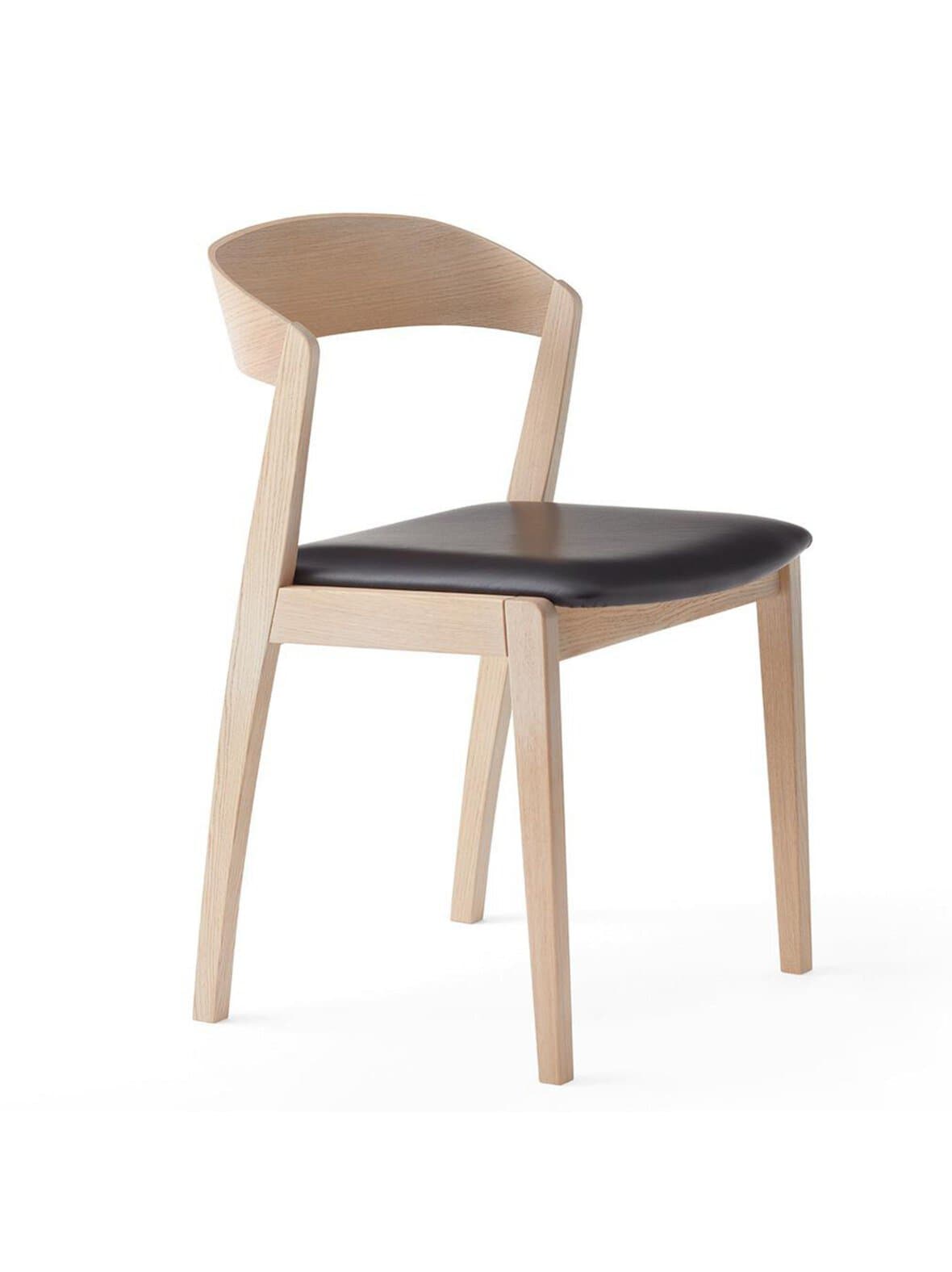 #825-tuoli musta nahka/valkoöljytty tammi – Skovby Möbelfabrik