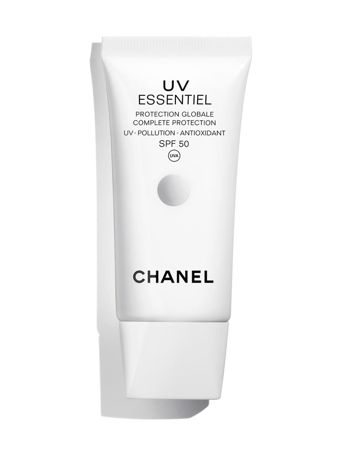 Uv essentiel complete uv protection sunscreen antioxidant anti pollution broad spectrum spf 50 – Chanel