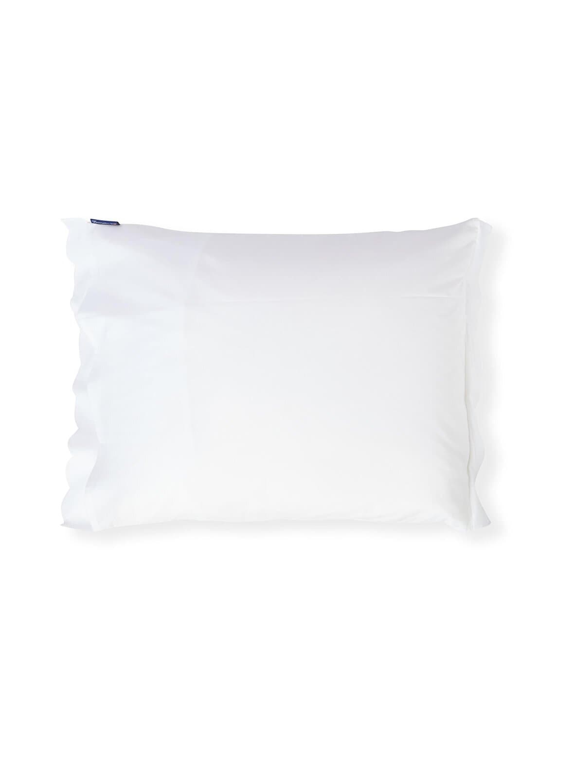 White cotton percale scallop wing -tyynyliina 50 x 60 cm – Lexington