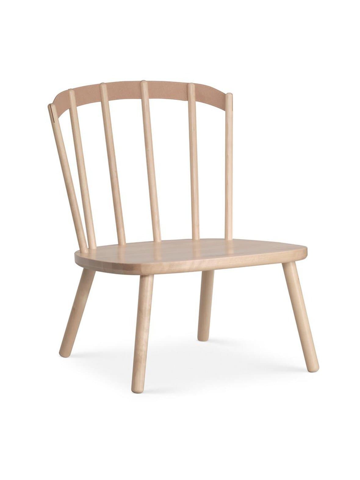 Piena-nojatuoli lakattu koivu/kierrätysnahka – Tapio Anttila Collection