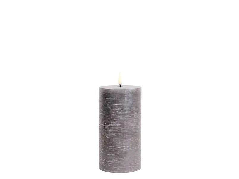 Uyuni Lighting - Pilarikynttilä LED 7,8x15,2 cm Rustic Grey – Uyuni Lighting