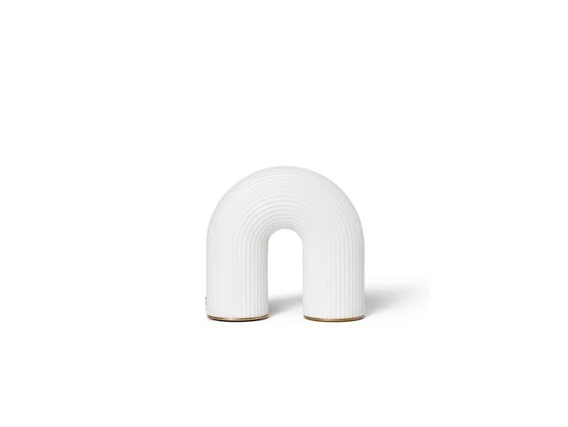 ferm LIVING - Vuelta Portable Pöytävalaisin Valkoinen – ferm LIVING