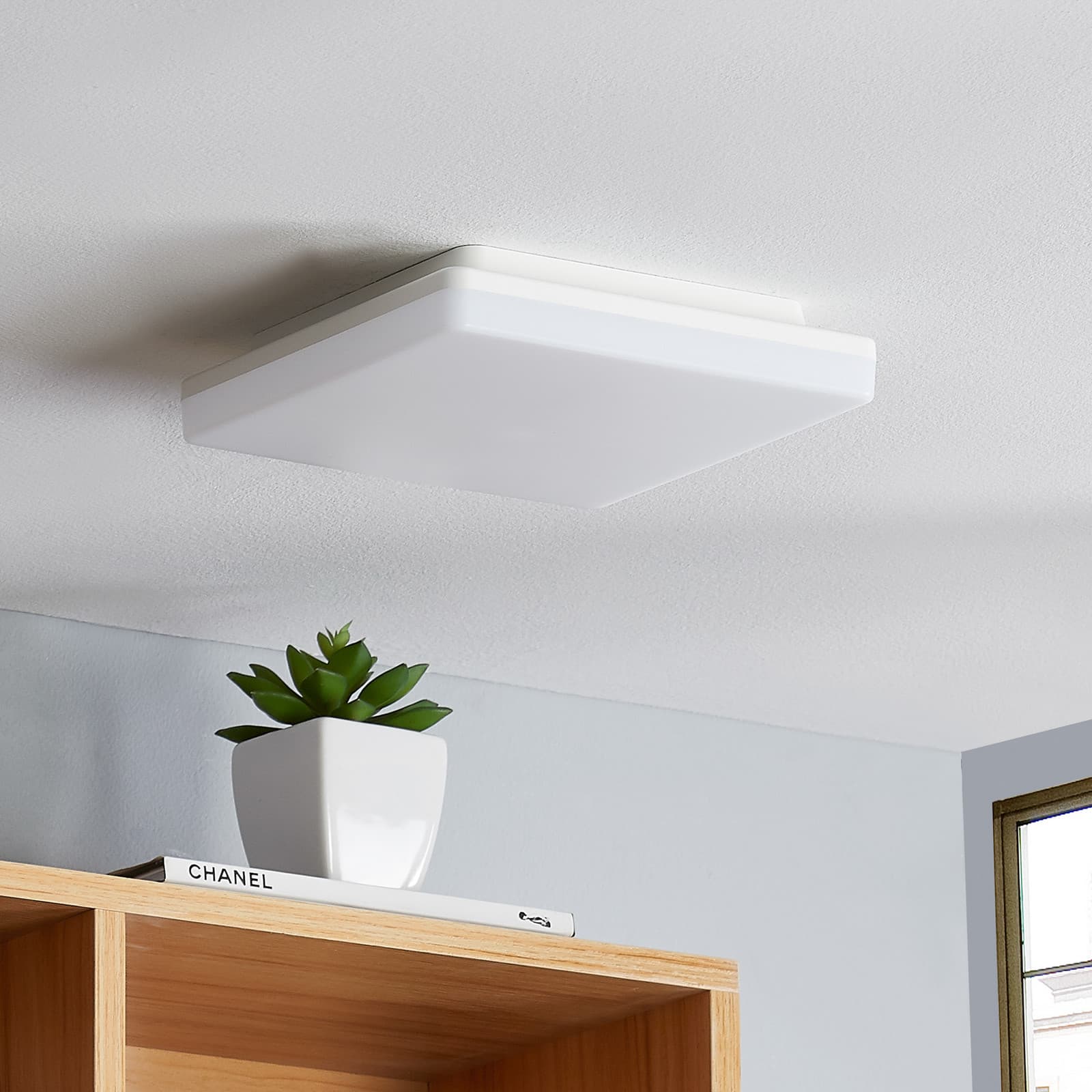 LED-kattovalaisin Artin, 22 cm, valkoinen, kulmikas, anturi Artin PRIOS - Kylpyhuone - Moderni - Muovi – PRIOS