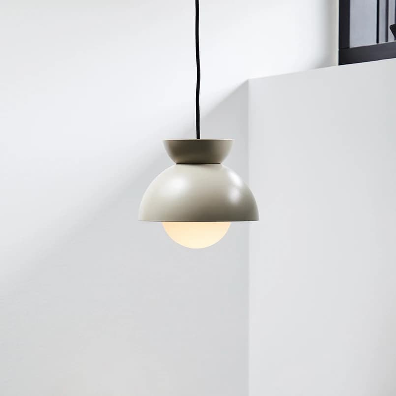 FRANDSEN - Butterfly Riippuvalaisin Ø29 Tan Grey – FRANDSEN