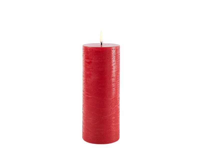 Uyuni Lighting - Pilarikynttilä LED 7,8x20,3 cm Rustic Red – Uyuni Lighting