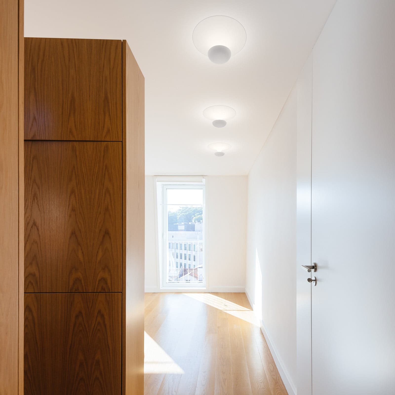 Funnel LED-kattovalaisin, valkoinen, alumiini, Ø 35 cm, 2700 K Vibia - Olohuone - Design - Metalli - Pyöreä – Vibia
